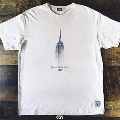 Kith New York Empire State Tee• STORE EXCLUSIVE • L • White • 2021 • SHIPS TODAY