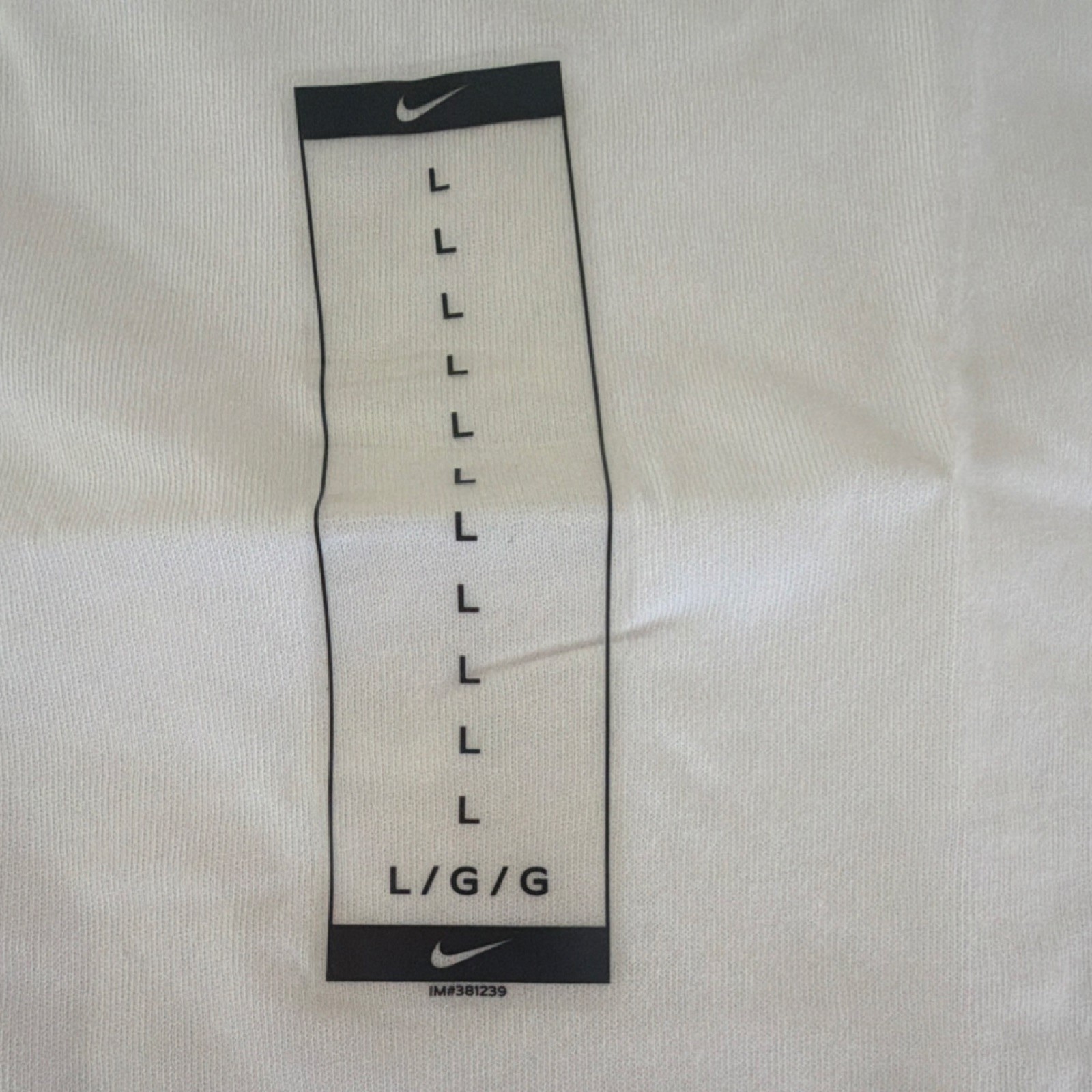 Nike Dri-FIT Men's White T-Shirt L gallery
