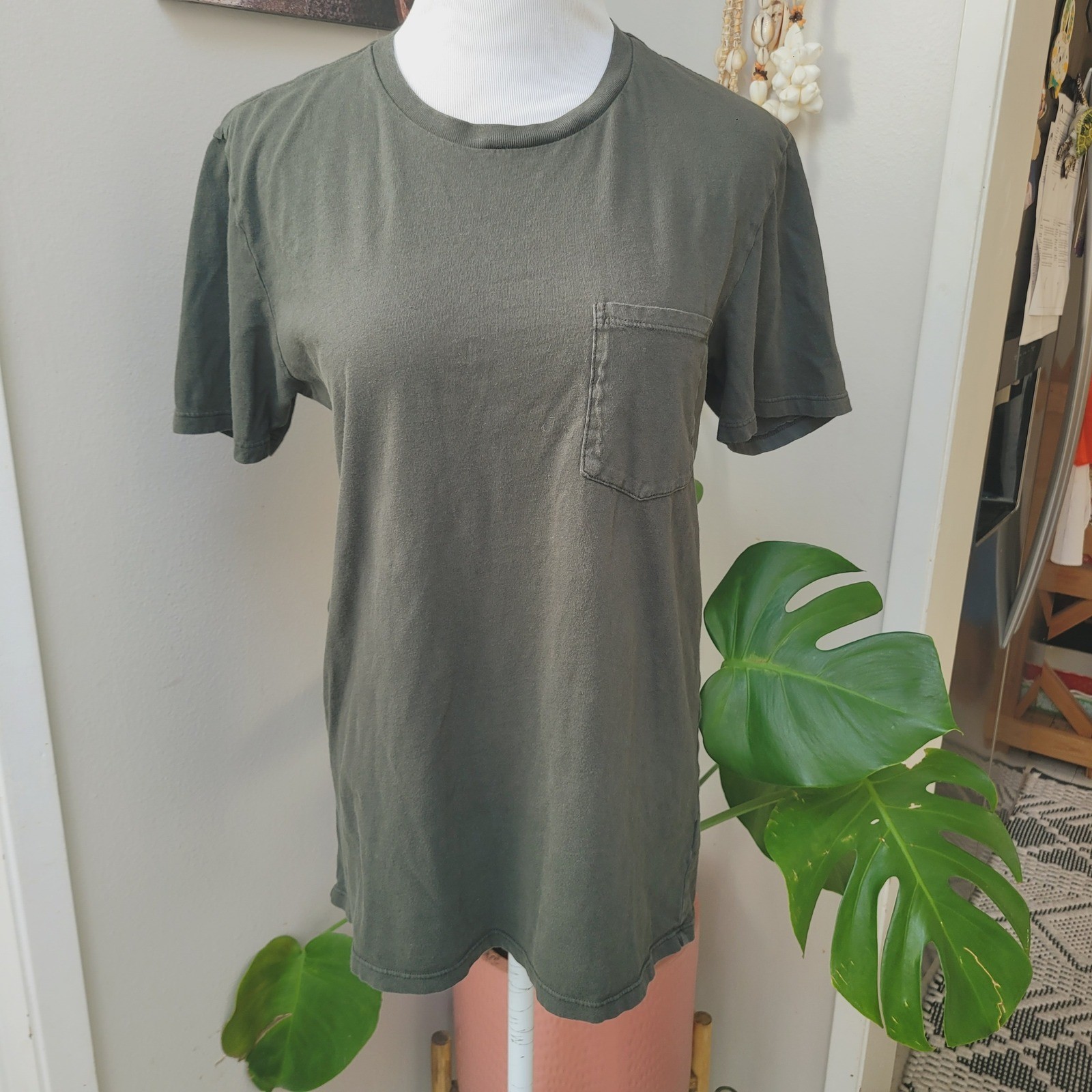 Everlane Pocket T-Shirt Casual 100% Cotton Everyday Slate Gray Mens Small Comfy gallery