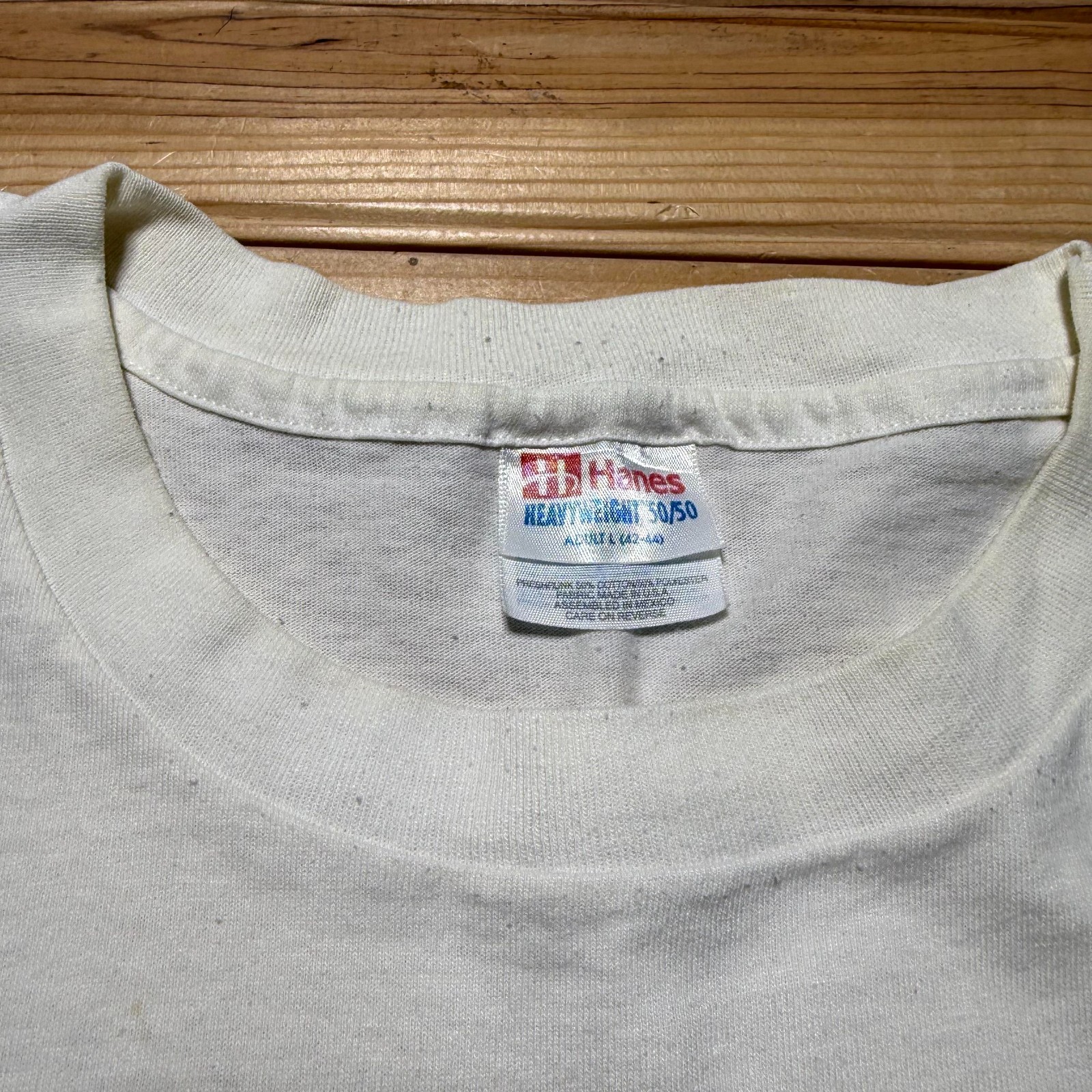 Vintage 90s Roche Vitamins Sunscreens Optimal Protection T-Shirt USA Size Large gallery