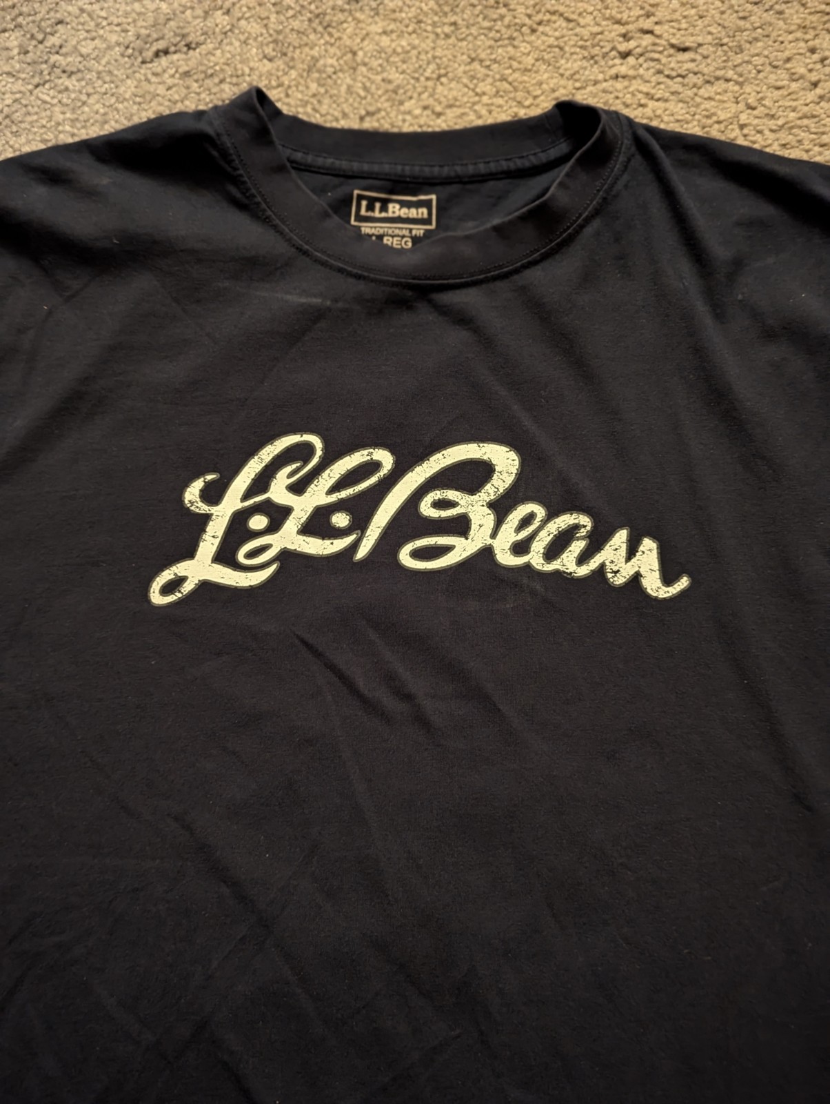 L. L. Bean Men's Large Regular Traditional Fit Navy Blue Logo T-shirt 508335 gallery