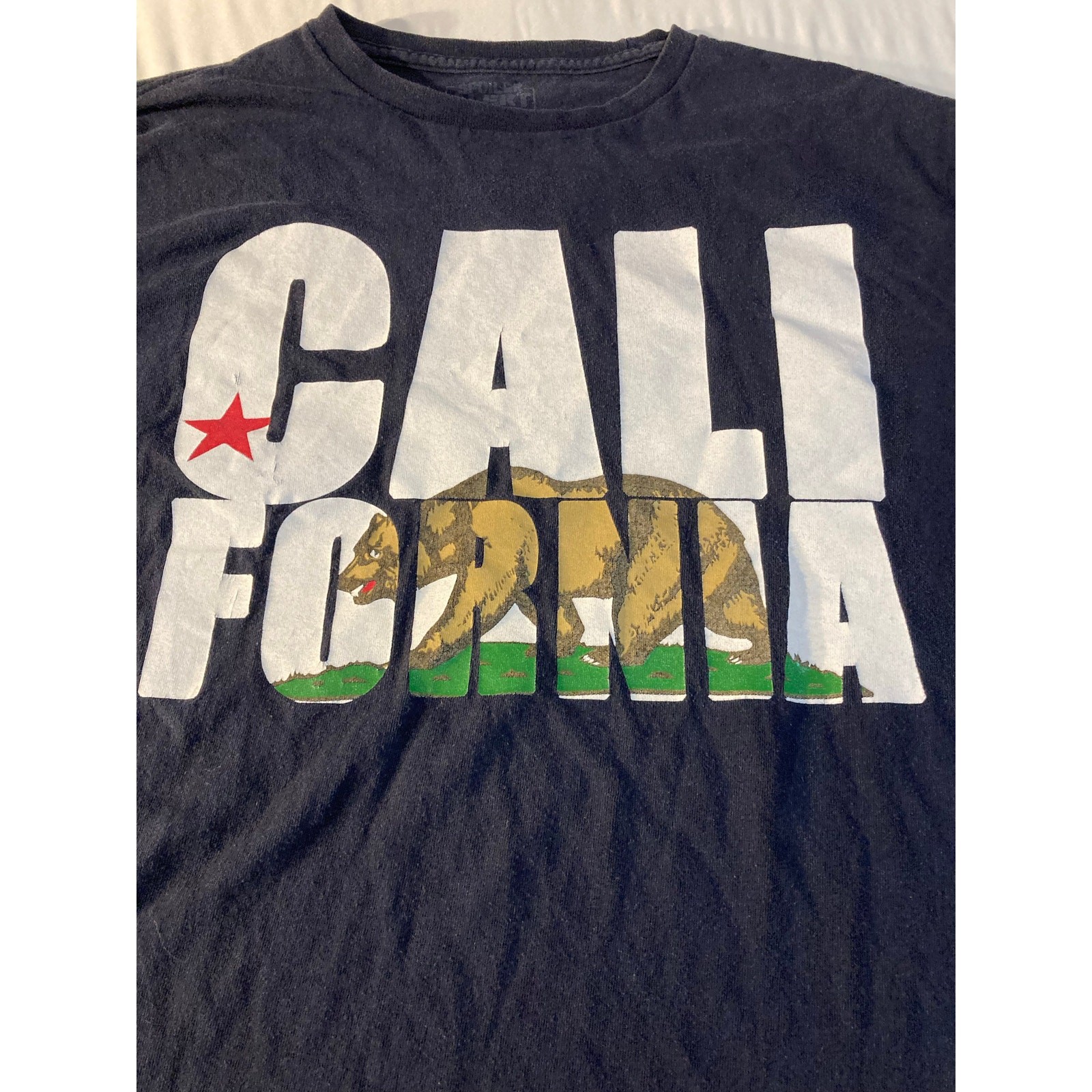 Spoiler Alert CALIFORNIA Republic Bear Long Sleeve T-Shirt Men's L Blue Grunge gallery