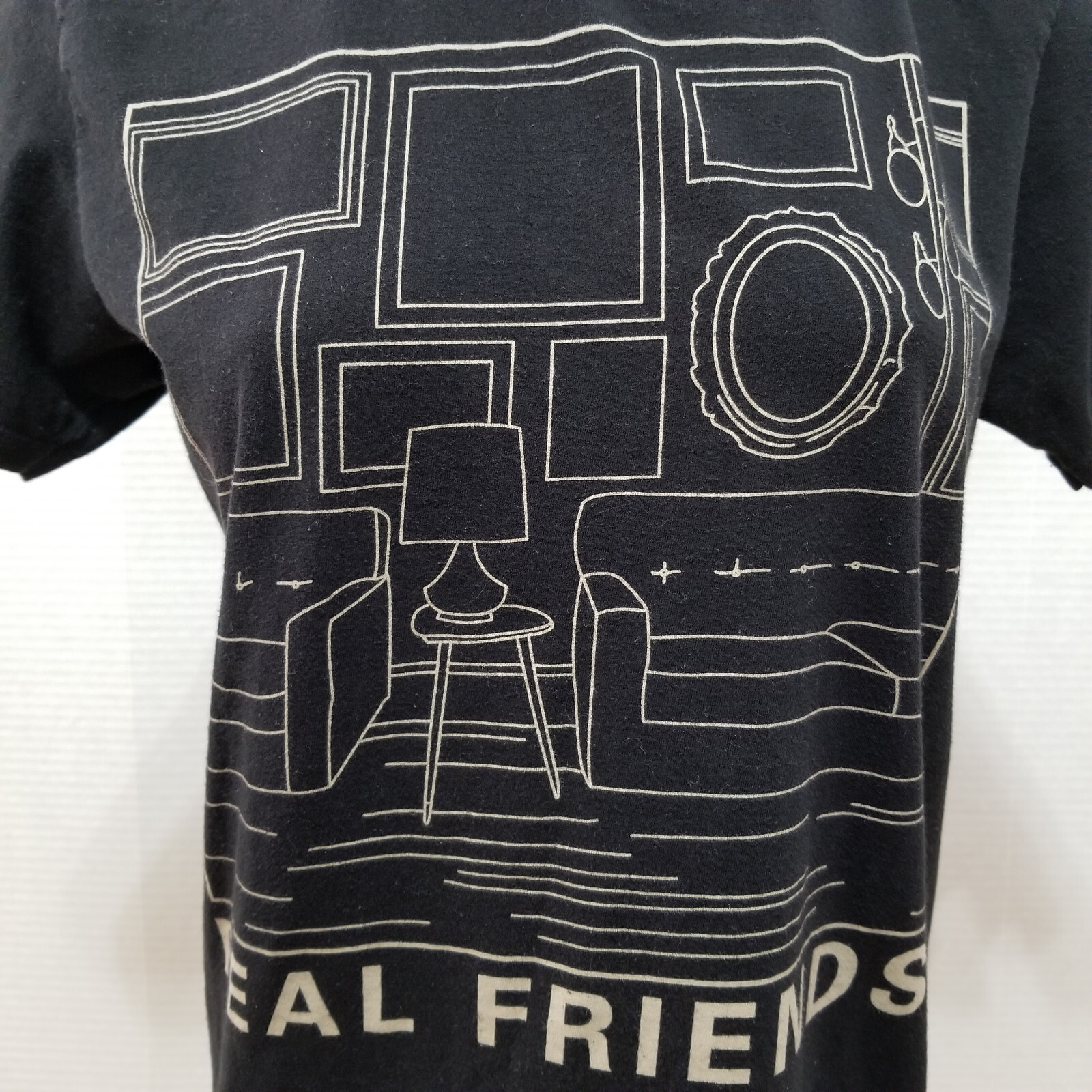 Real Friends shirt Medium Loose Home Inside My Head Line Art graphic band merch gallery