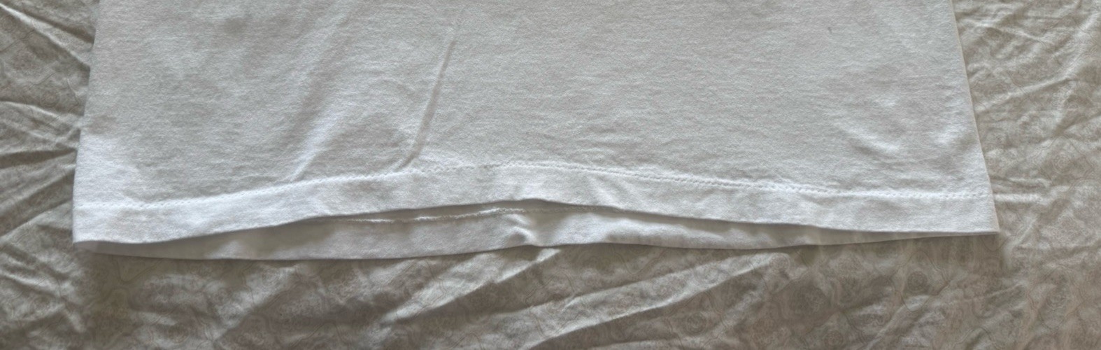 Men’s vintage single stitch Nike Air white tee with nice center graphic No Tag gallery