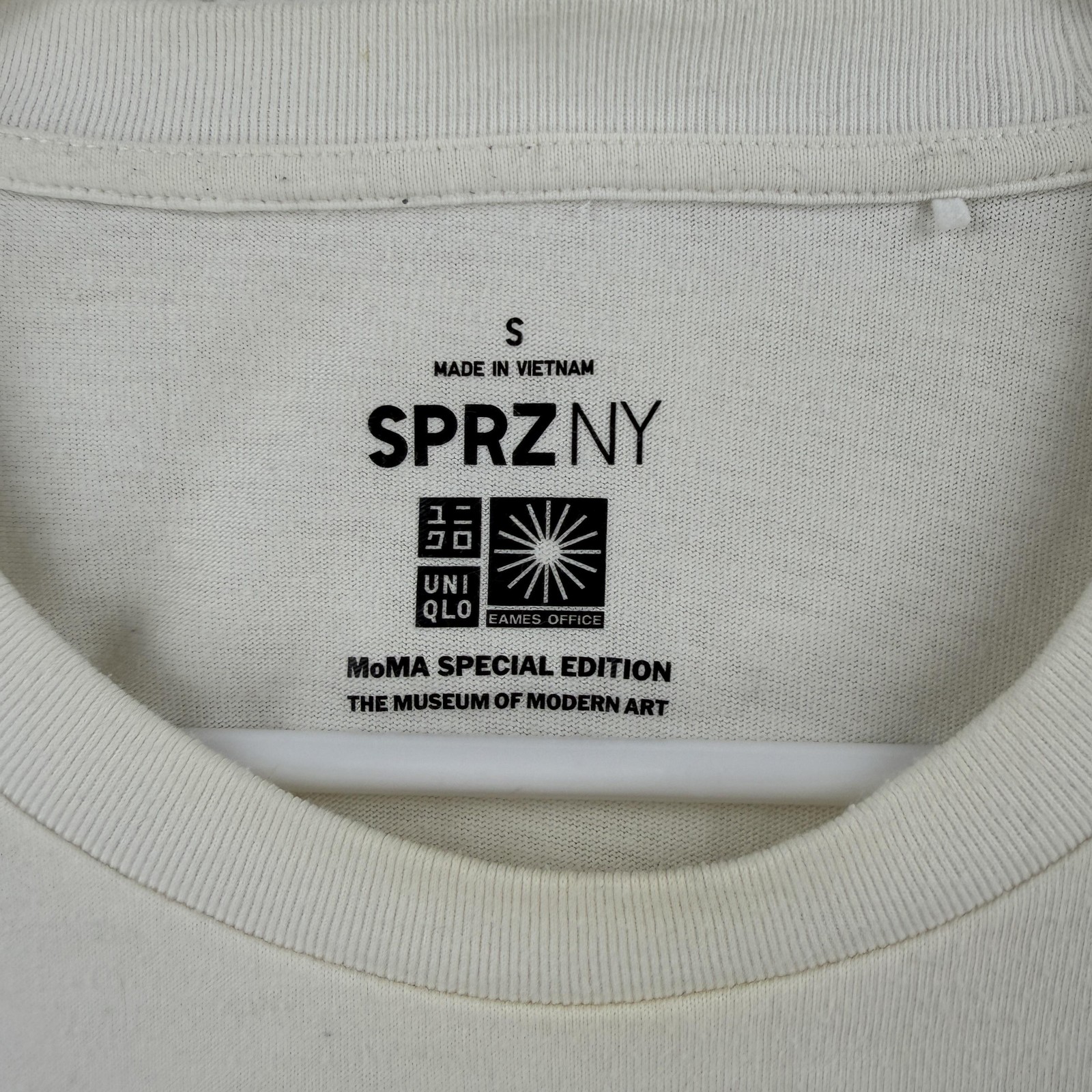 Uniqlo SPRZ NY MoMA Eames Shirt Mens Small White Geometric Graphic Tee T-Shirt gallery