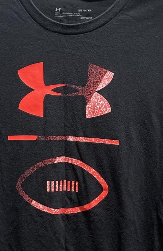 Under armour men’s t shirt small short sleeve blended fabric gallery