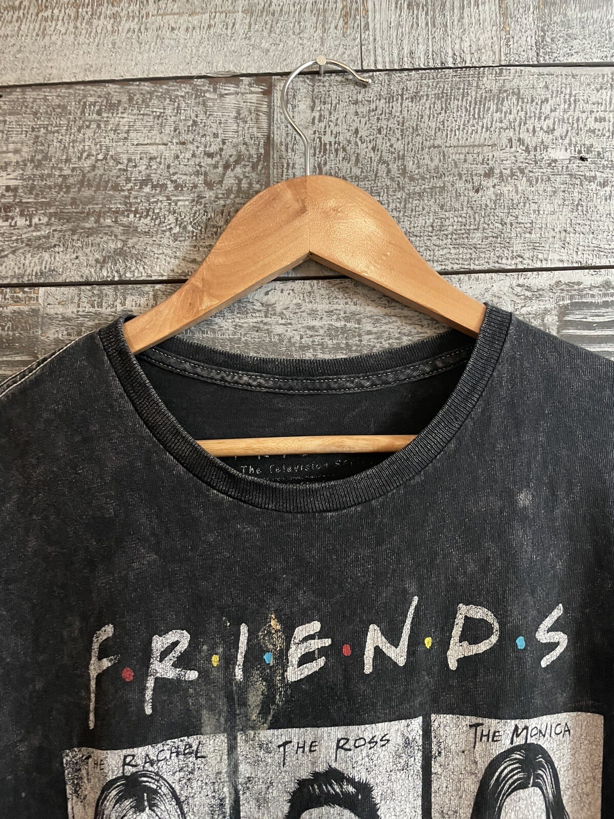 Friends The Television Series Black T Shirt Unisex Adults Size XL Good Condition gallery