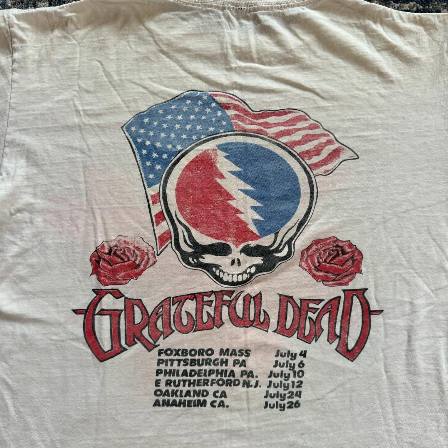1987 BOB DYLAN & GRATEFUL DEAD TOUR Vintage T-Shirt Reprint gallery