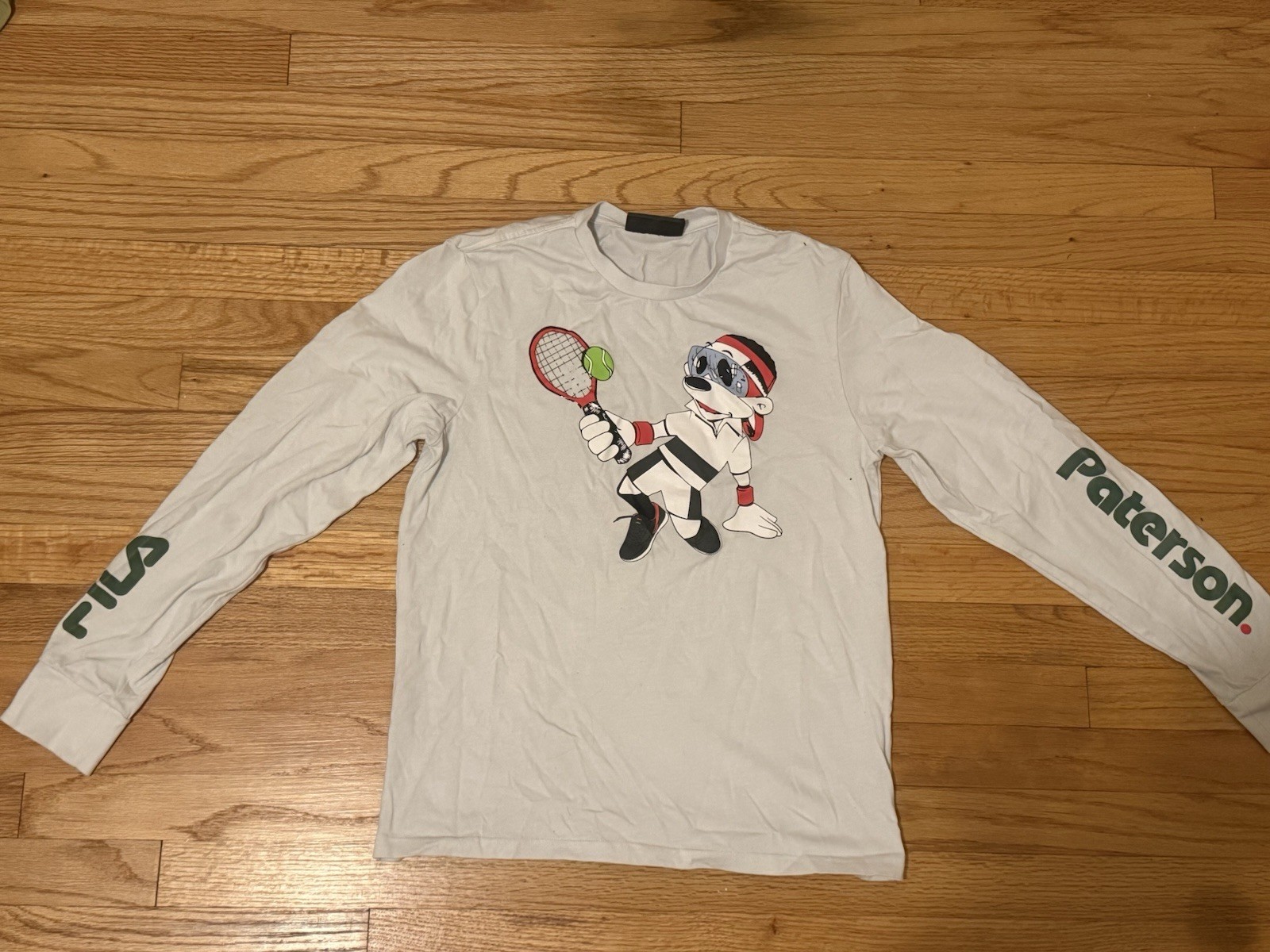 FILA x Patterson Tennis Graphics WHITE Long Sleeve T-Shirt – Men’s Sz L