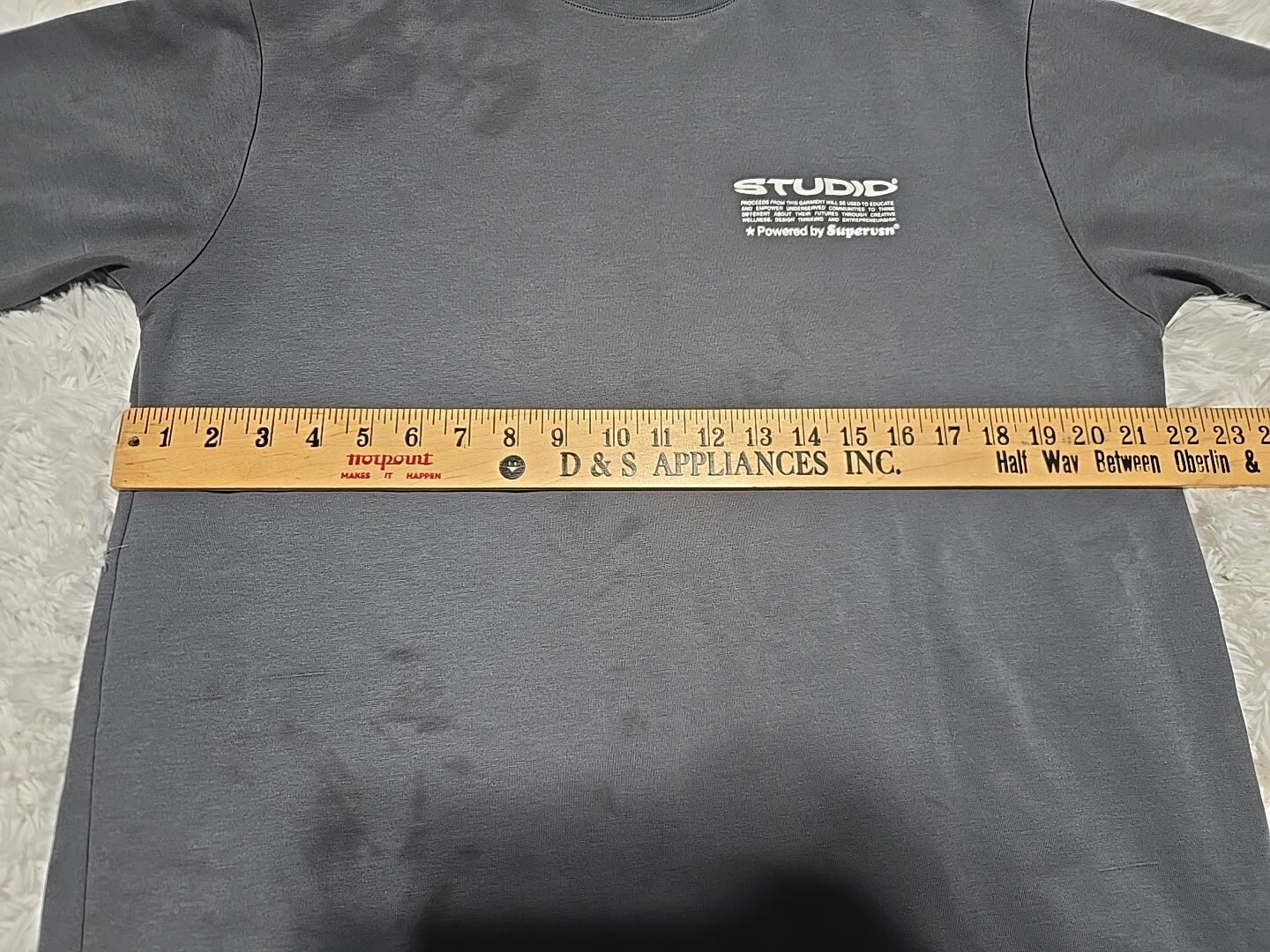 Studio Supervsn M T-Shirt Gray Short Sleeve Distressed* Powered Educate Design gallery