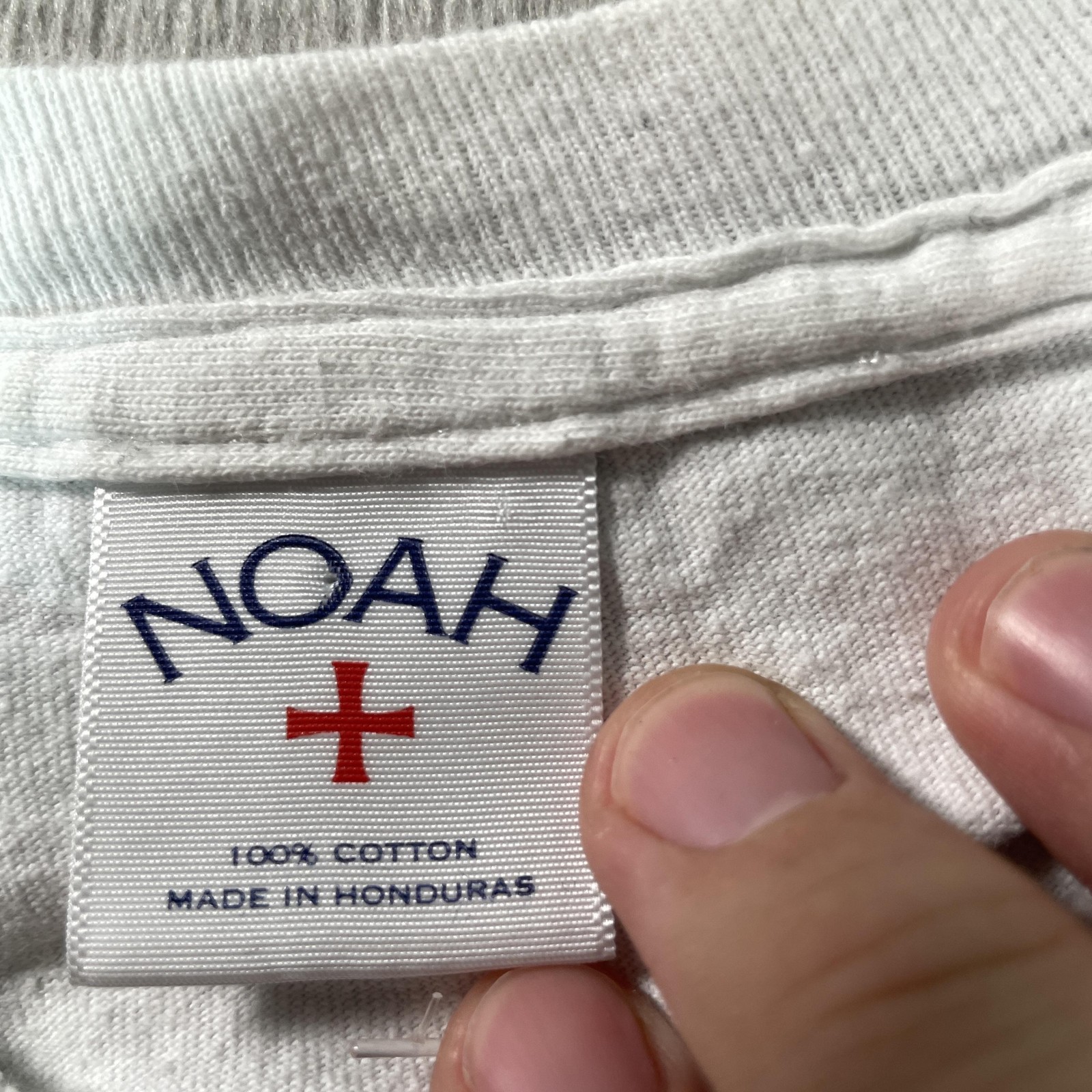 NOAH Shirt Mens Medium White Skeleton Iceberg Graphic Tee Top Streetwear Skate gallery