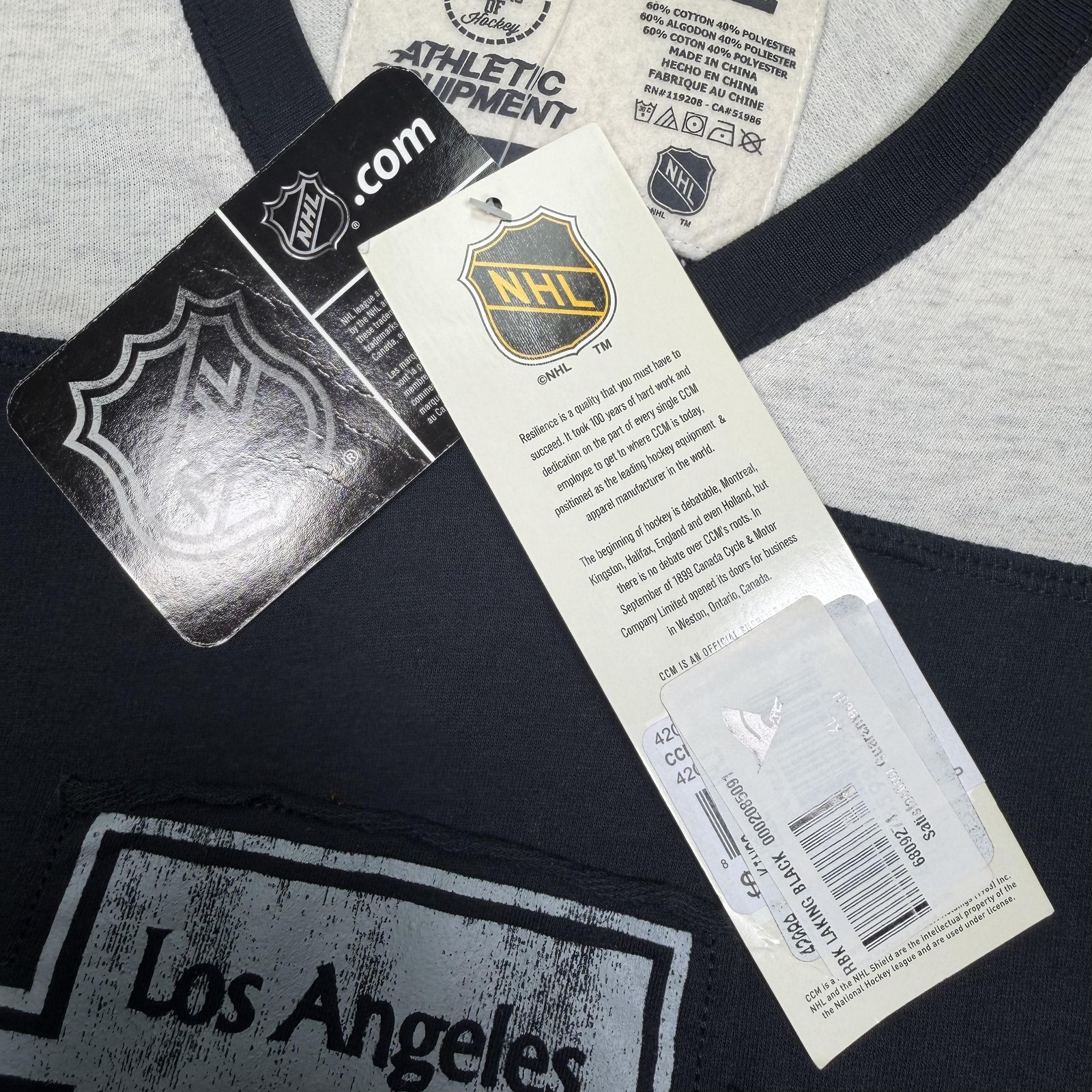 Los Angeles Kings Shirt Mens XL Black CCM Long Sleeve Hockey Graphic T-Shirt gallery