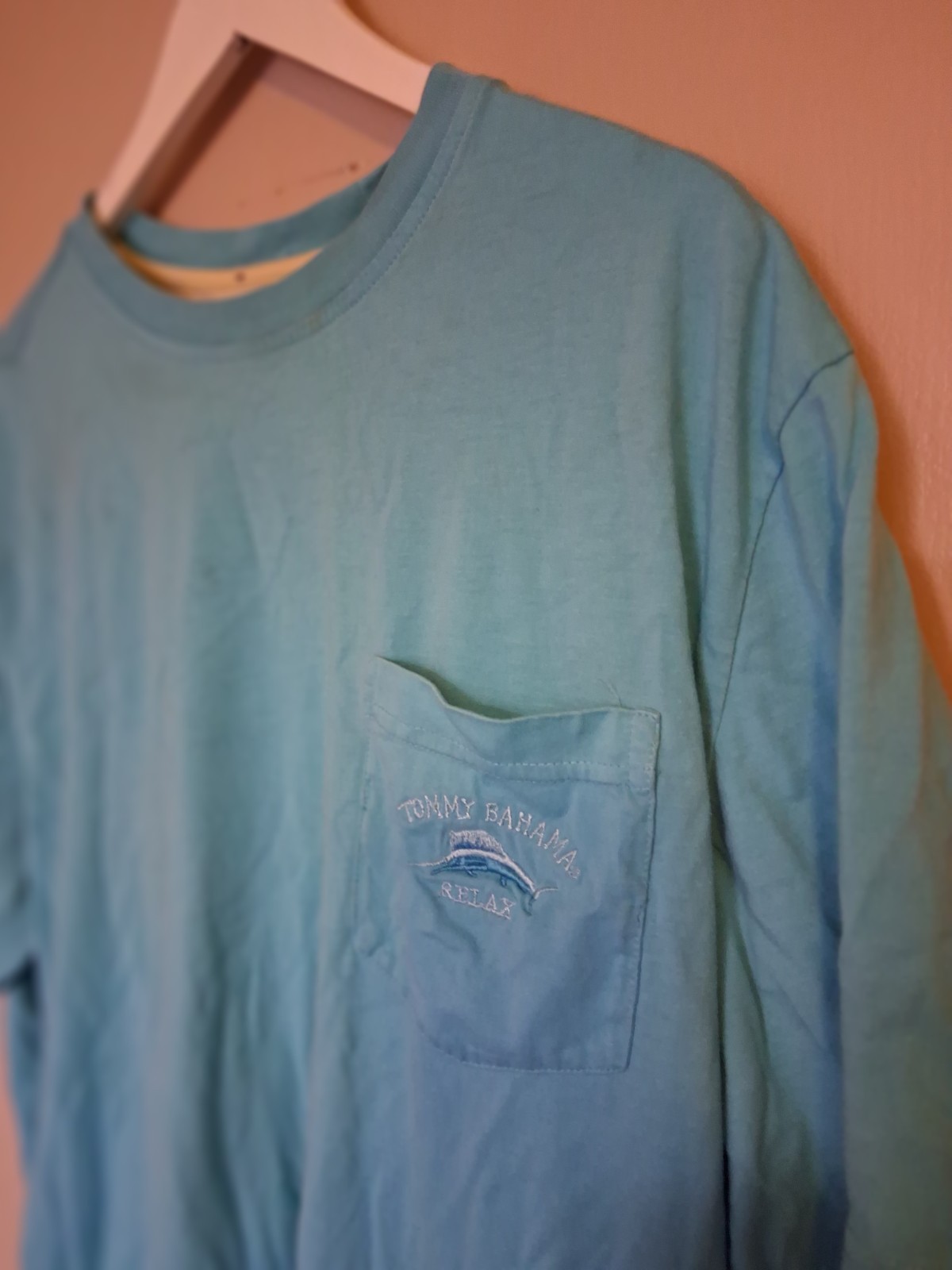 Tommy Bahama Men's L/G Blue Relax Short Sleeve Crew Neck Pocket Marlin Logo Tee gallery