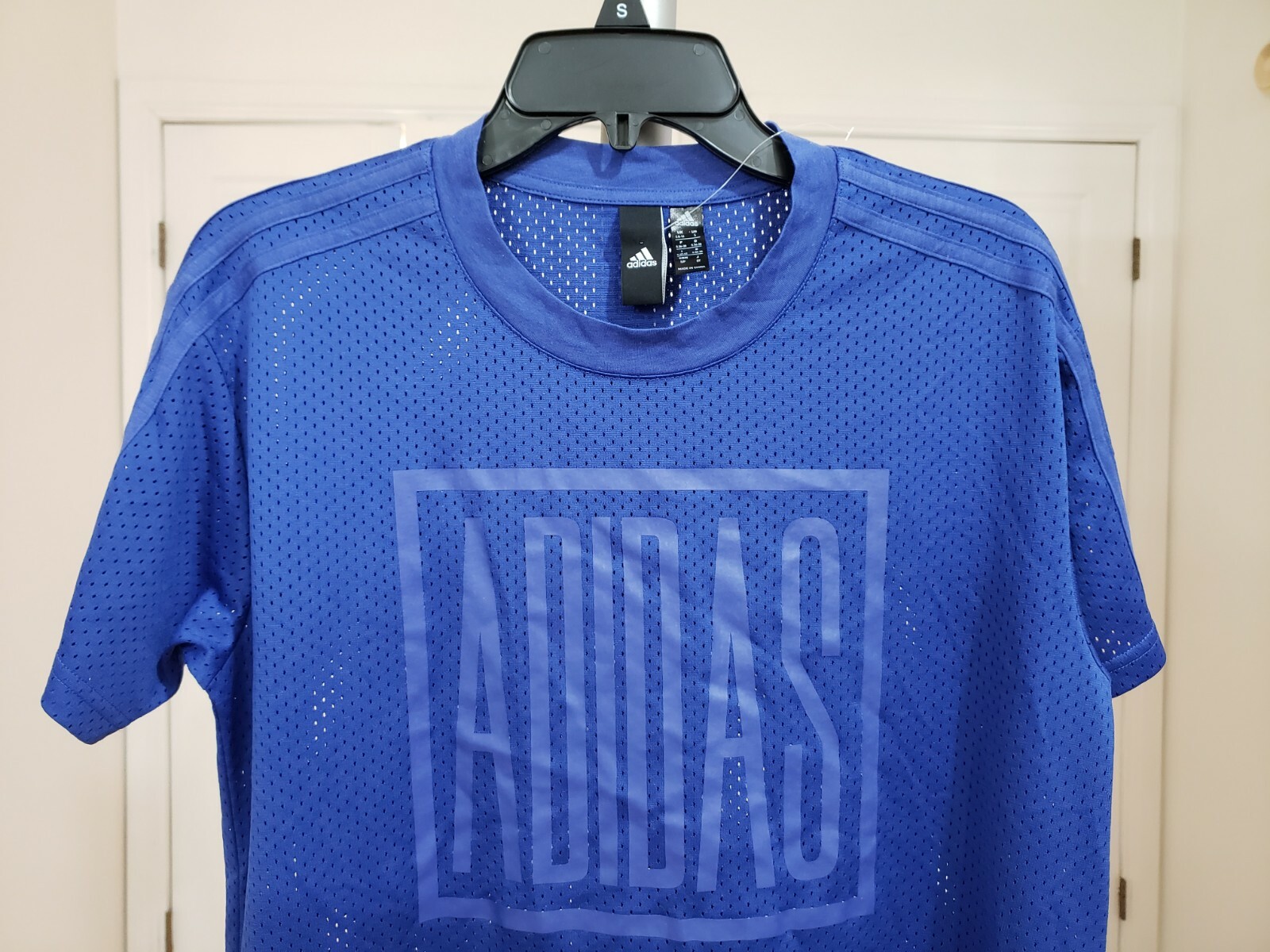 Adidas Men's Training Vented Short Sleeve Tee T-Shirts. Size S. Choose Color.New gallery