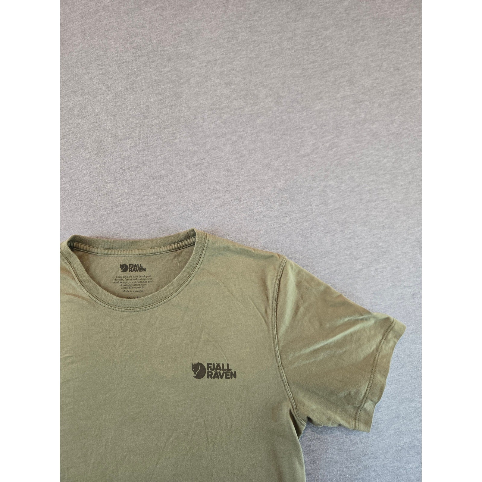Fjallraven Tornetrask Tee Mens Small Green Graphic Back Mountain Logo T-Shirt gallery