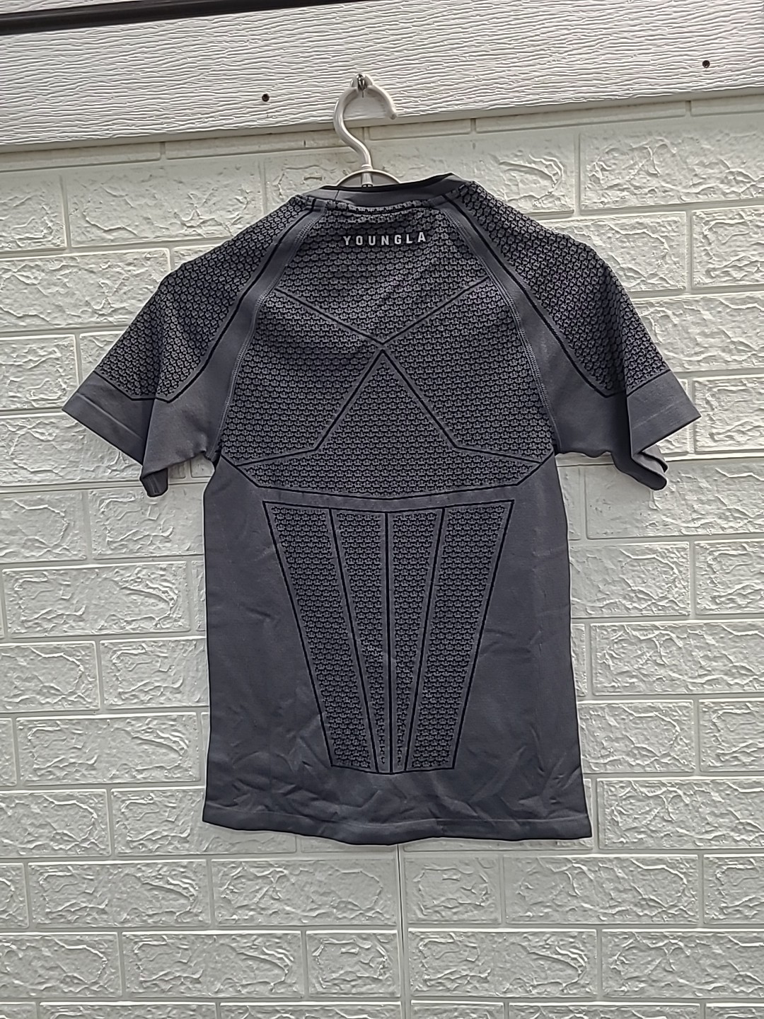 New Youngla Batman Compression Tee Men's US Size M gallery