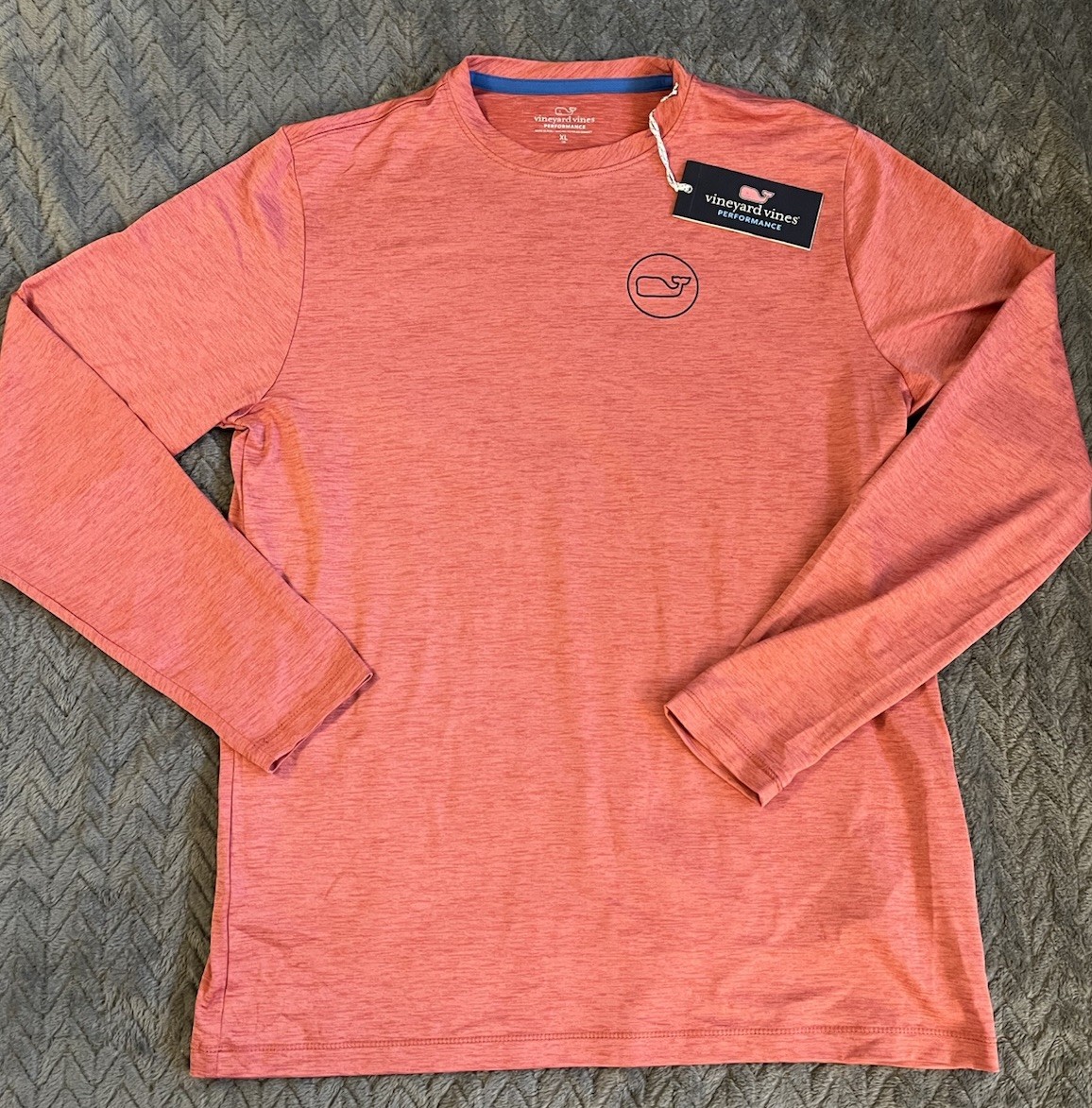 NWT Boy’s Size XL (18) Vineyard Vines Long Sleeve Red T-Shirt (E4)