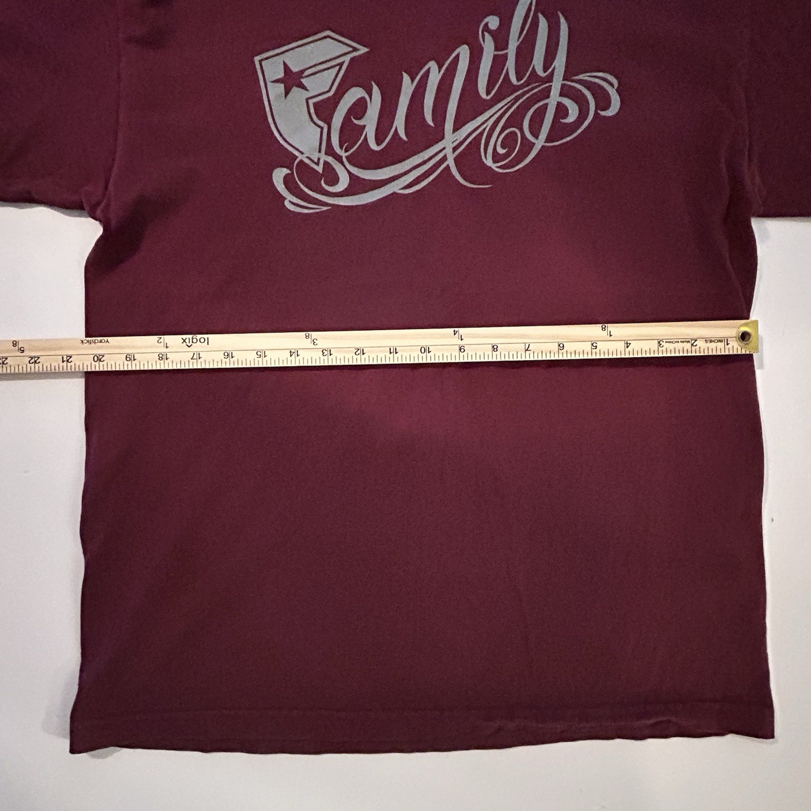 Famous Stars & Straps T Shirt Men’s Large Burgundy Travis Barker Brand Blink 182 gallery