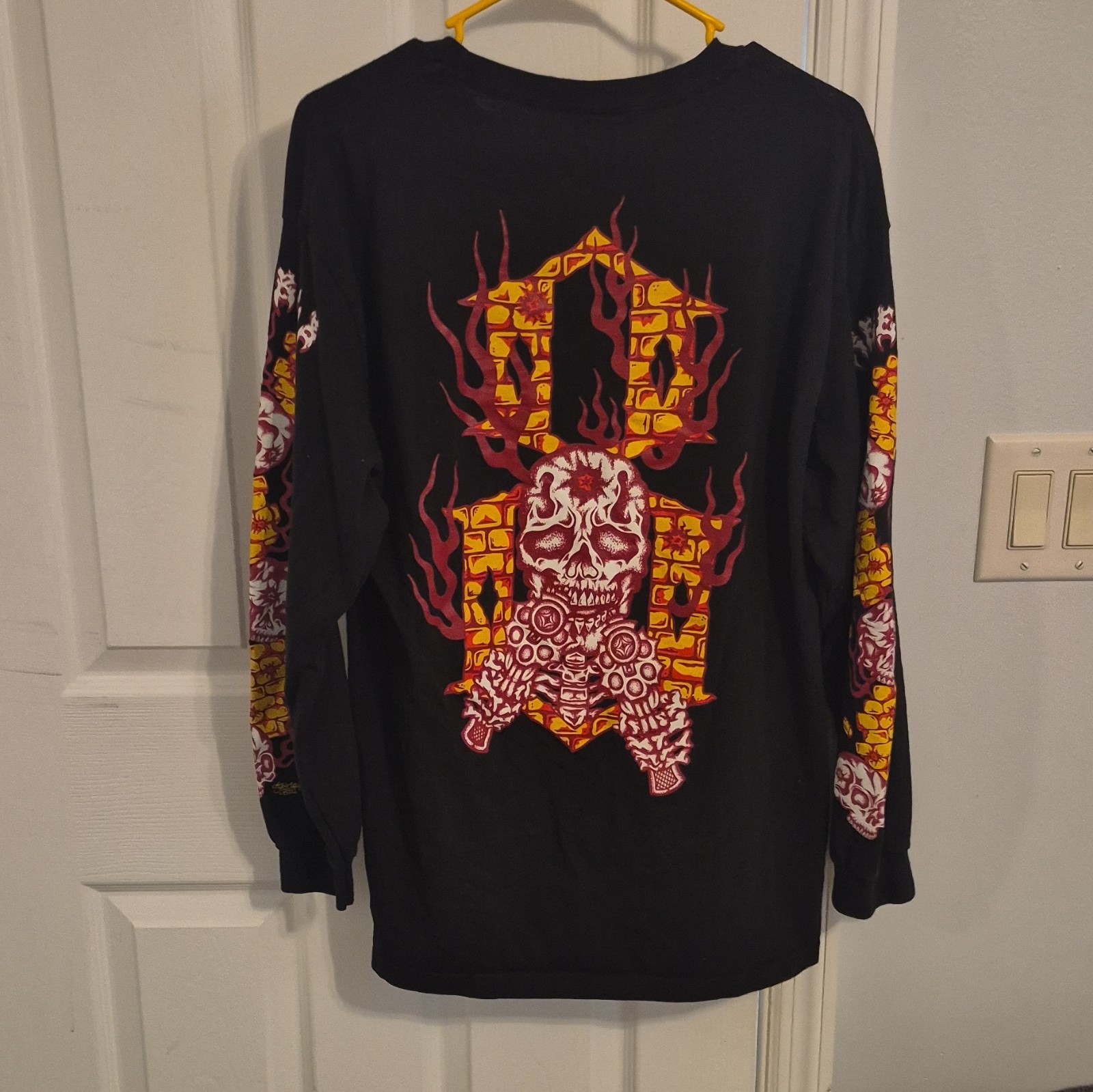 Rebel Eight Men's Black Crew Neck Skull Graphic Long Sleeve Cotton T-Shirt L gallery