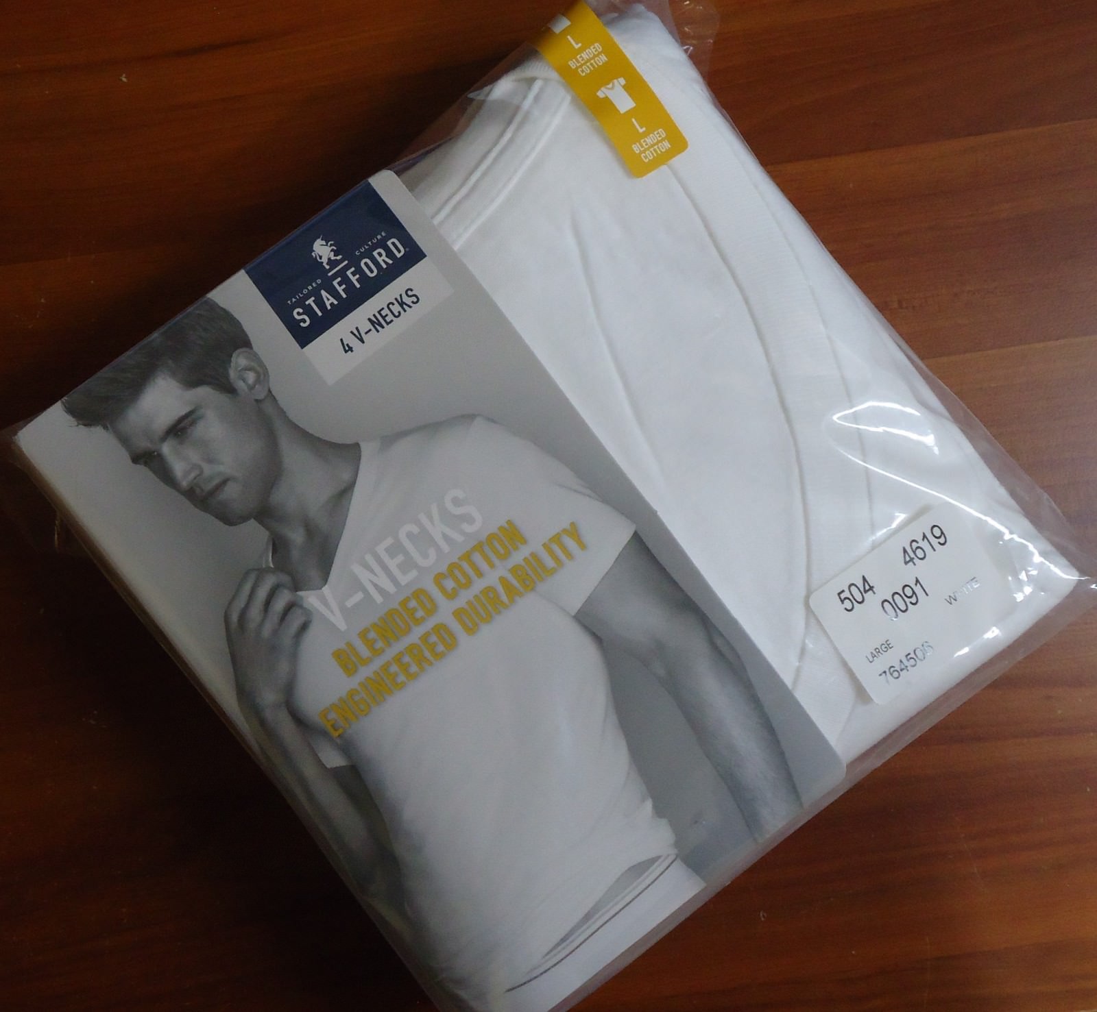 Stafford 4-Pack Men's Blended Cotton V-Neck T-Shirts White gallery