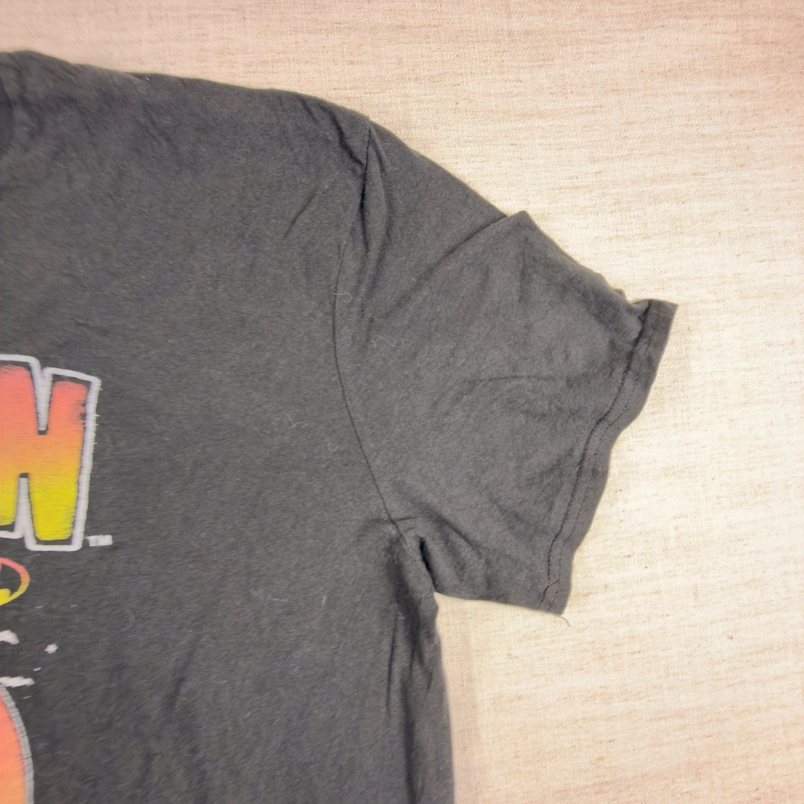 Batman Graphic T-Shirt Size 2X gallery