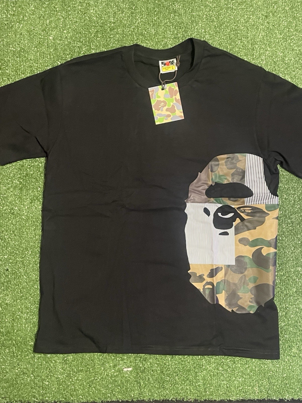 A Bathing Ape Black Graphic Logo Print Crew Neck Short Sleeve T-Shirt Men’s L