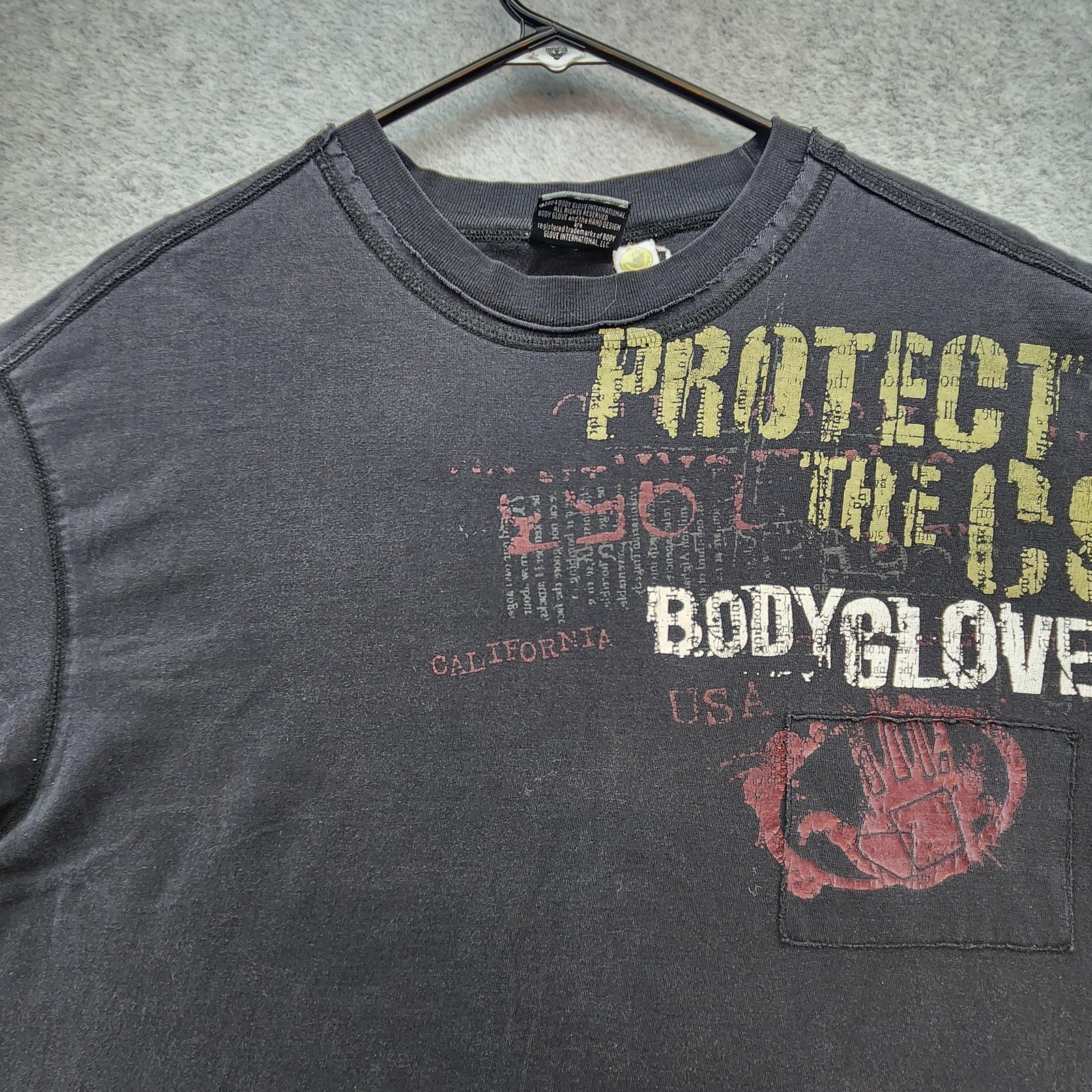 Body Glove Shirt Mens Large Black Distressed Graphic Protect The Core Surf Tee gallery