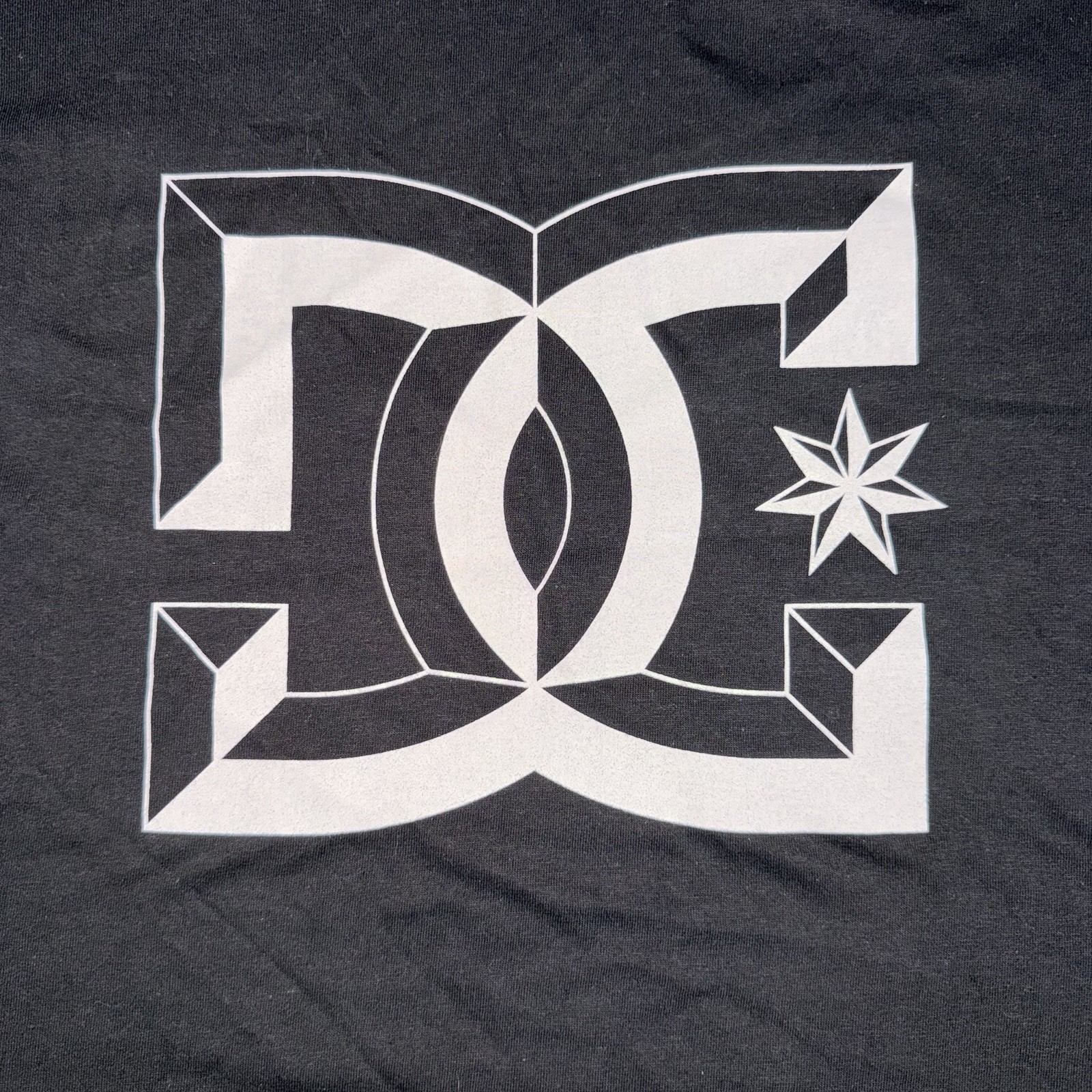 Y2K DC Shoes Rob Dyrdek Collection Graphic Logo Tee Black Medium NWT gallery