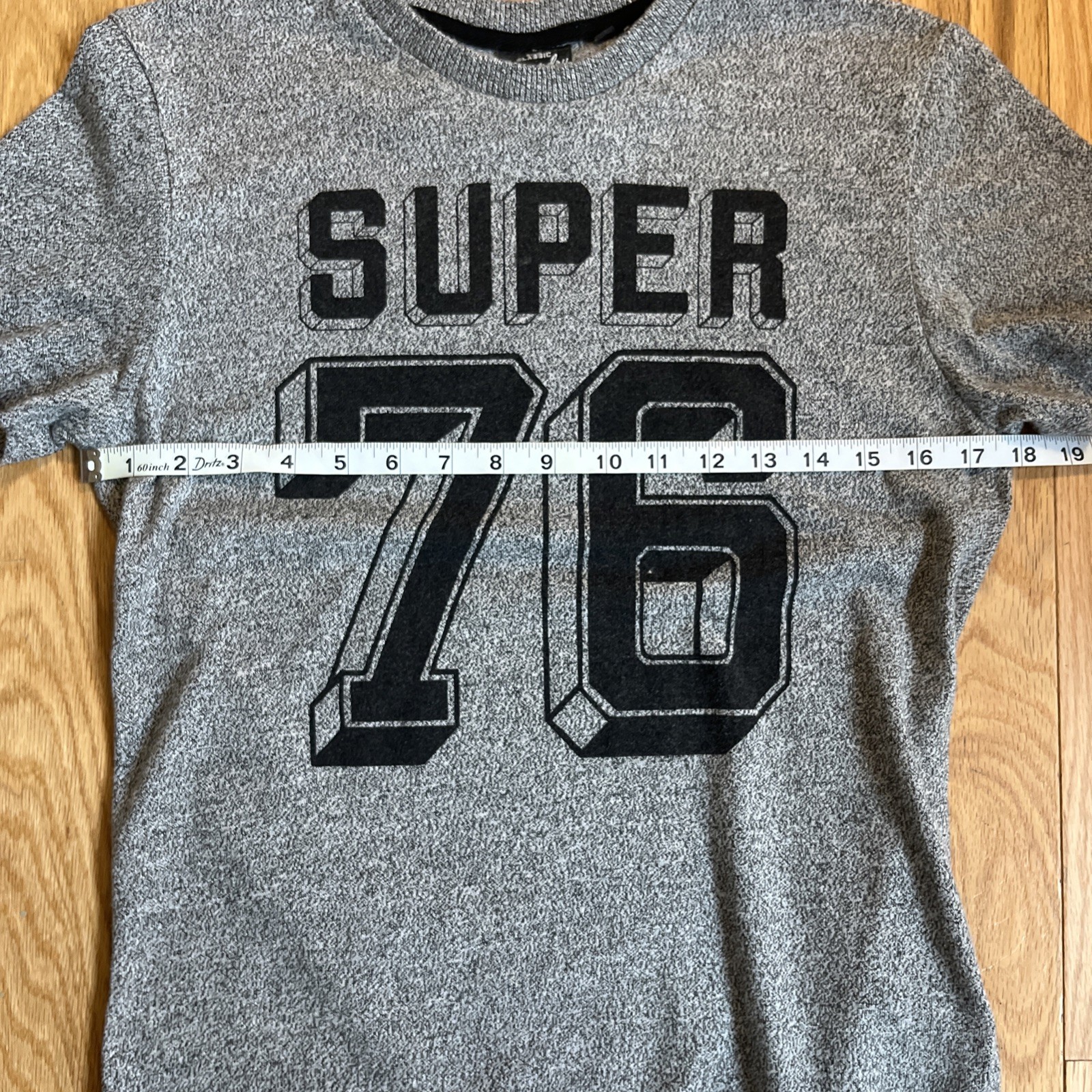 The Classic Superdry Comets T-Shirt Men’s Gray Vintage Goods Co Size Medium Knit gallery