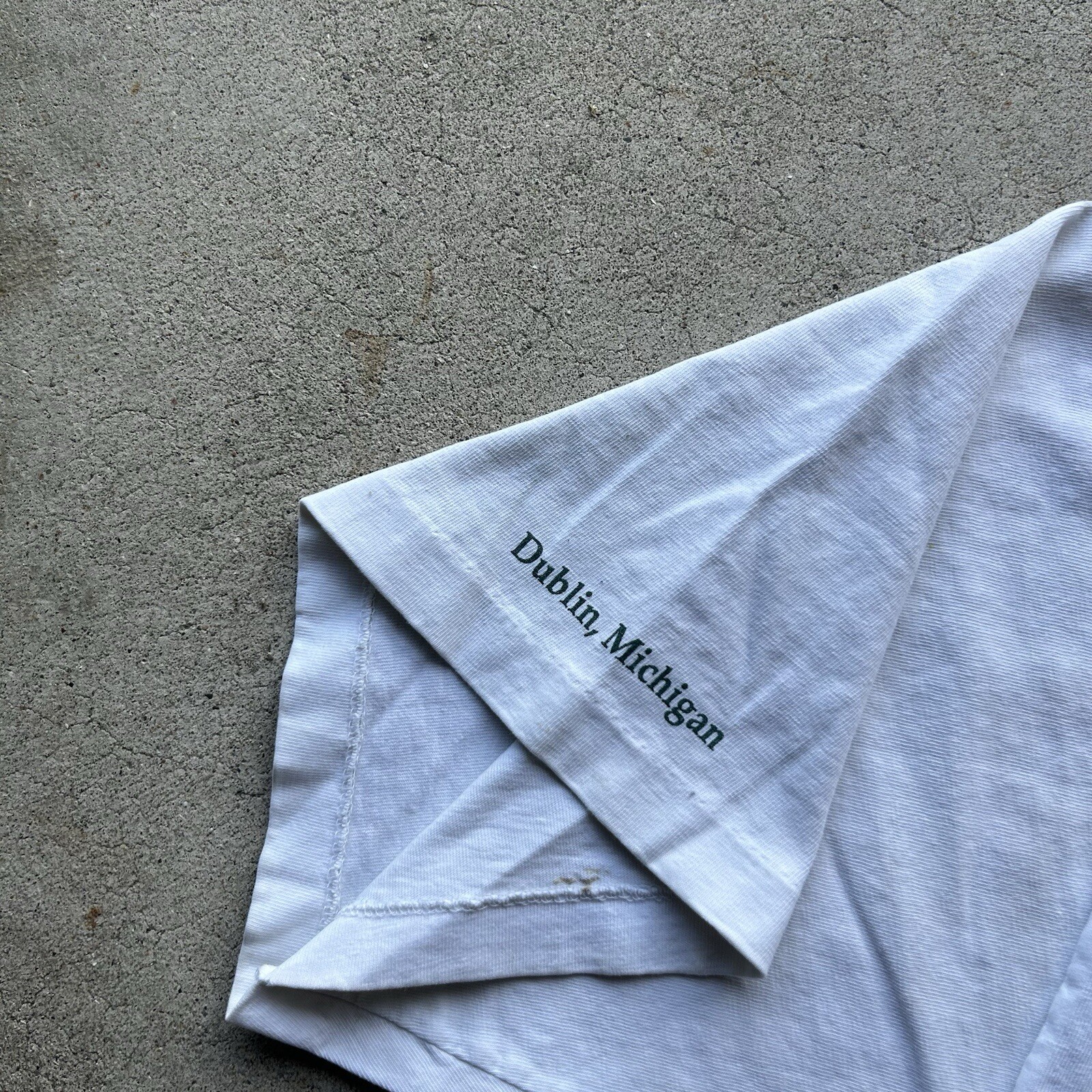 Vintage 90s Sporting Life Shirt Size XL White Deer Nature Pocket Art Animal Buck gallery