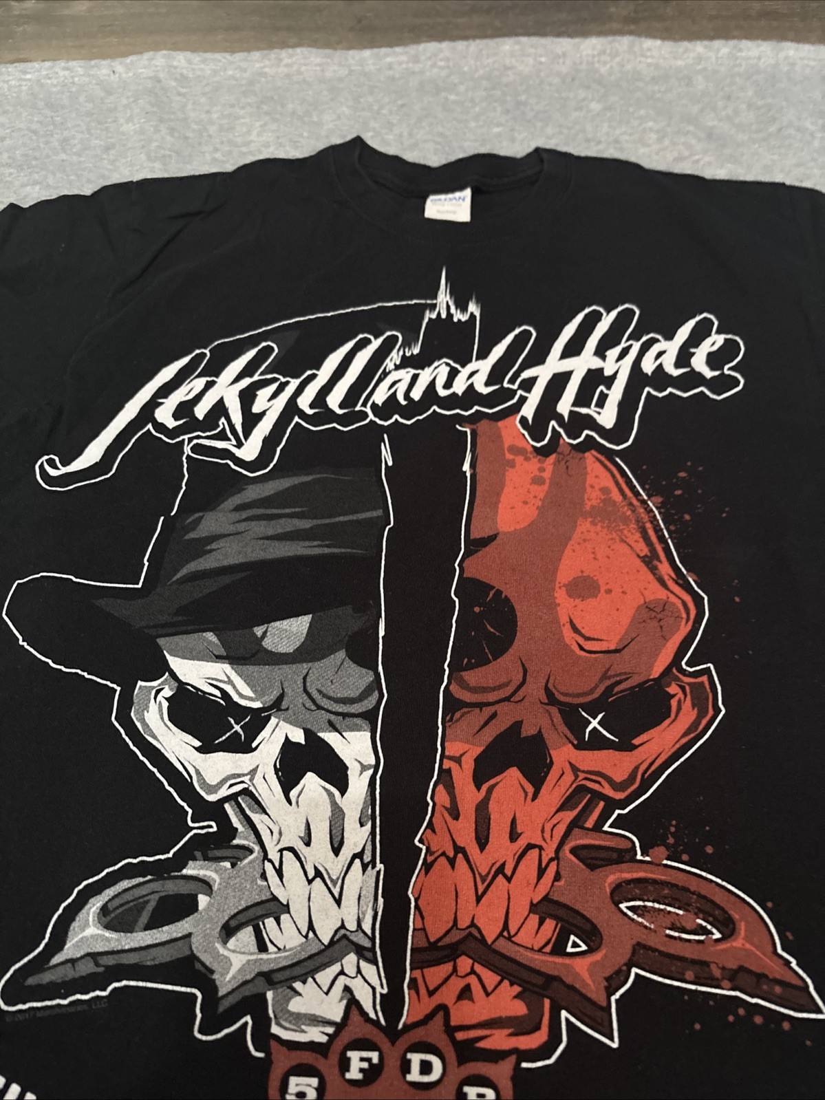 Jekyll and Hyde five finger Death Punch size medium T-shirt gallery