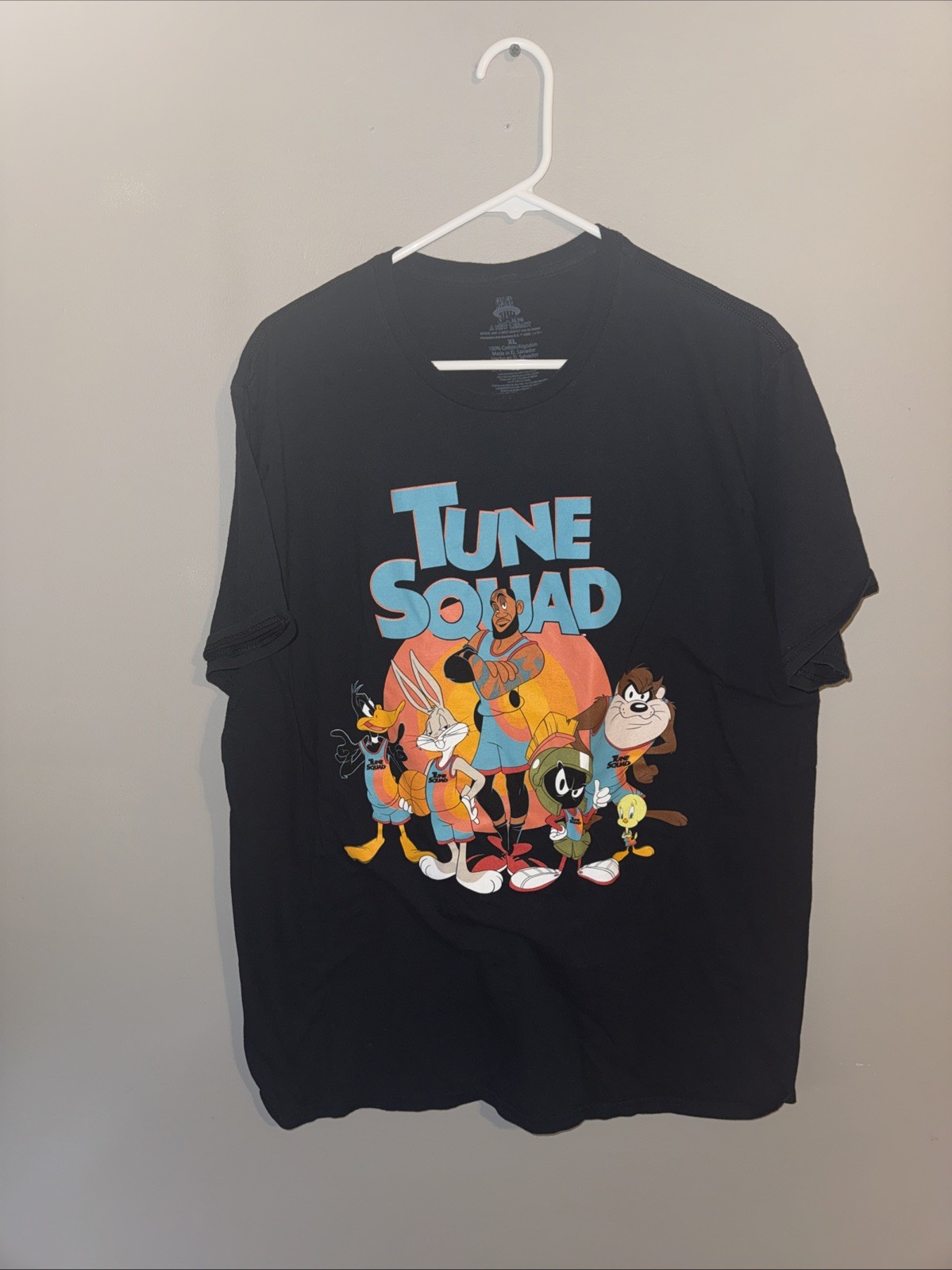 Space Jam 2 Tune Squad T Shirt Size XL Black Looney Tunes LeBron James