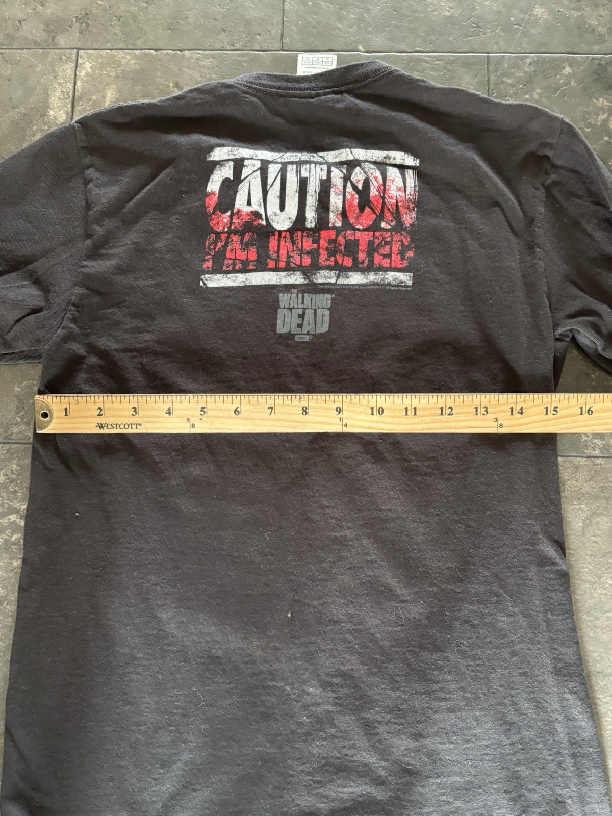 Walking Dead Long Sleeve Graphic Tshirt Men’s Small “infected” AMC gallery