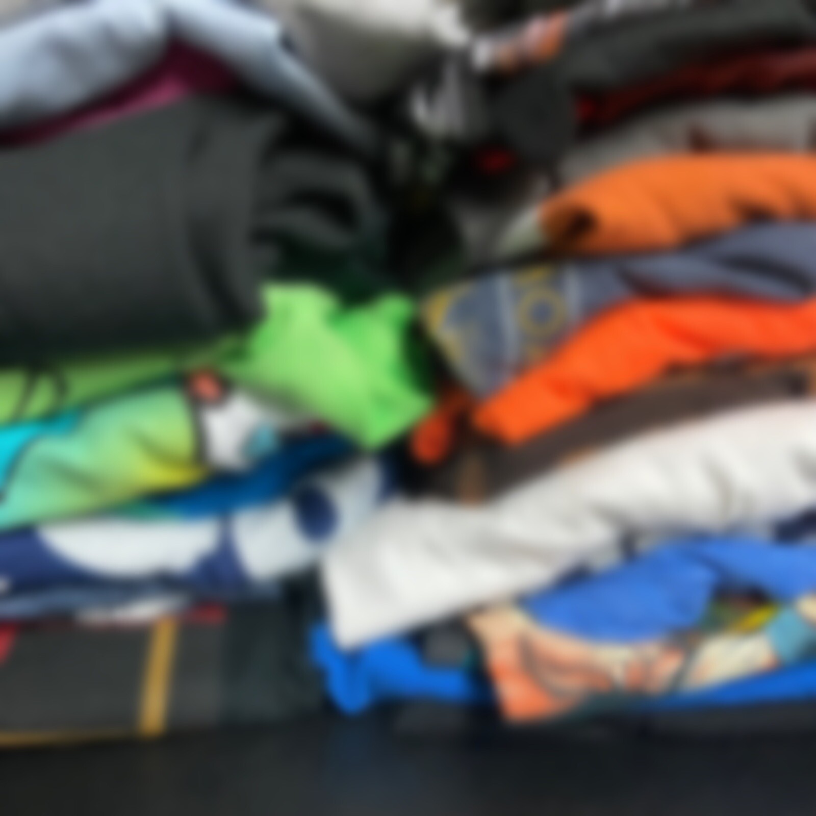 Lot of (10) TEN Random MEDIUM Graphic T-Shirts Reseller Shirt Lot Grab Bag