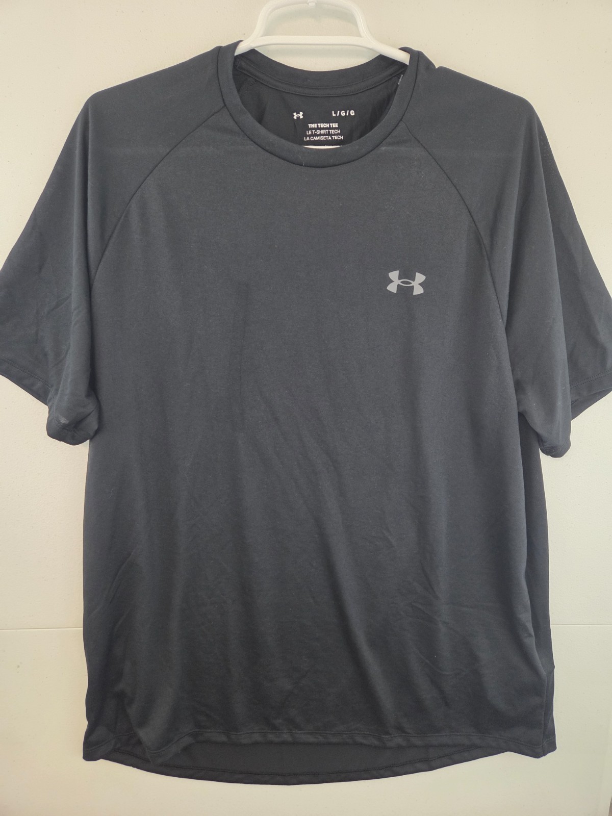 Under Armour 1326413 UA Men's Large TECH 2.0 Short Sleeve Black Athletic T-Shirt gallery
