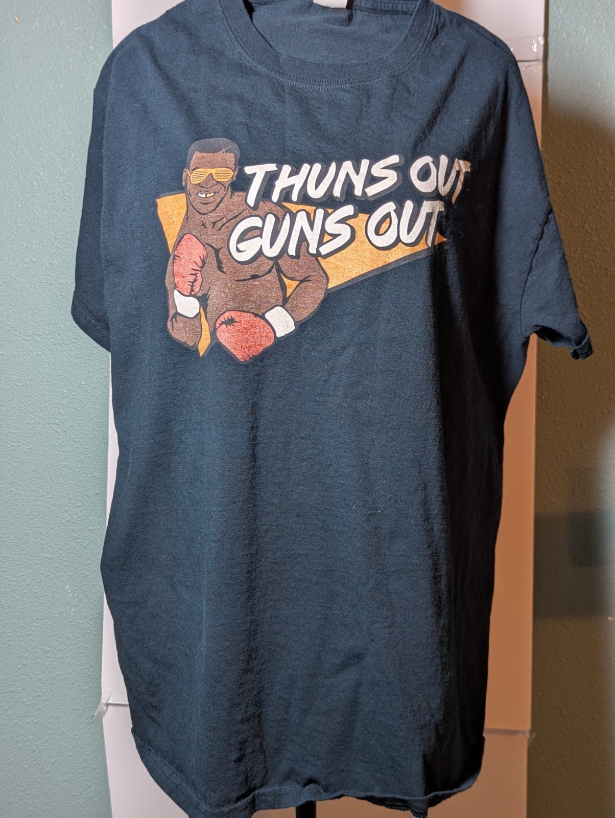 Mike Tyson t-shirt, Thuns Out, Guns Out, Deep Navy,LG.