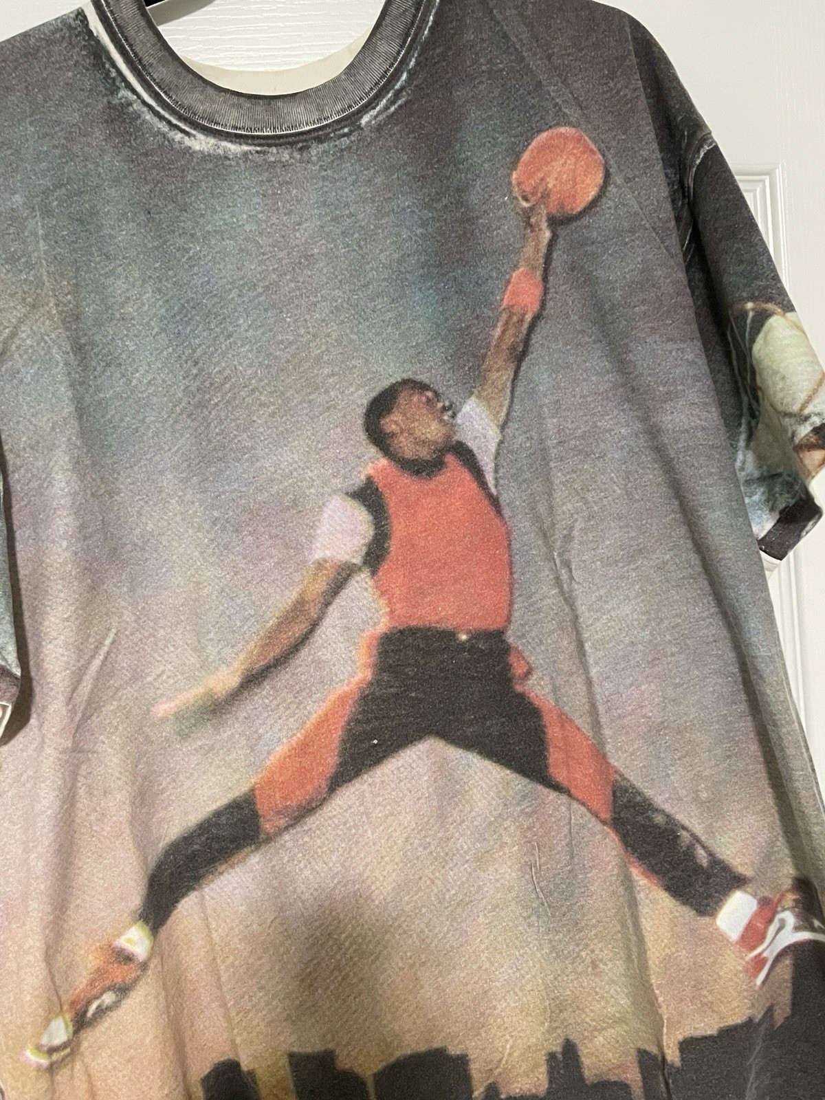 Vintage 2005 Nike Air Jordan 1 Skyline T-Shirt Bred Blacktoe XL 20th Anniversary gallery