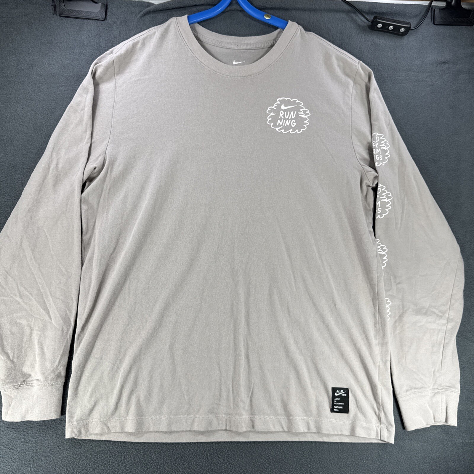 Nike Dri Fit Cold Air Warm Lungs Nathan Bell AIR Long Sleeve Size Large Tan gallery