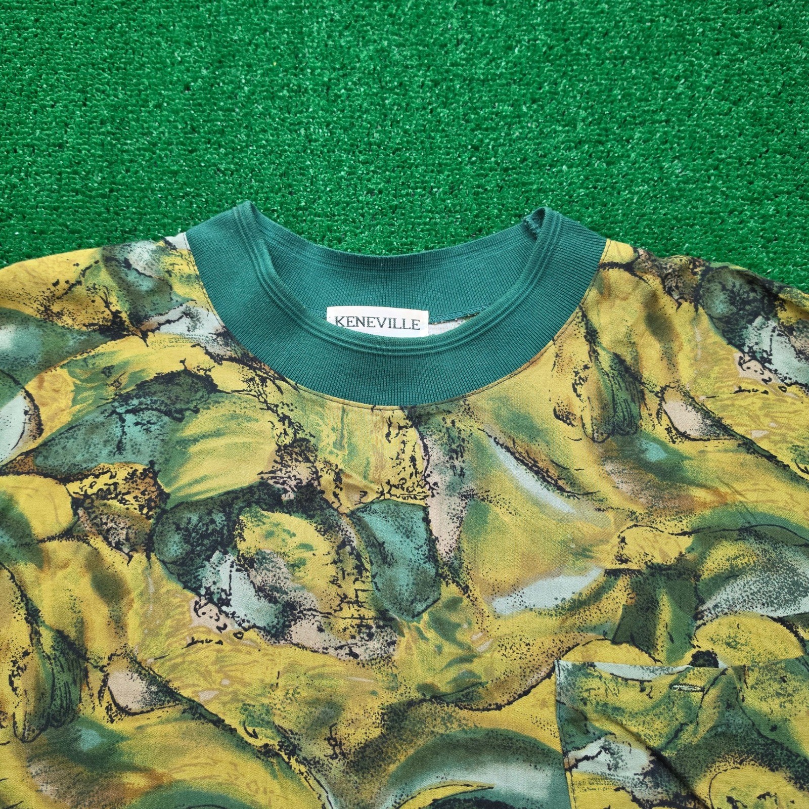 Vintage Keneville Shirt Mens Large Earth Tone Abstract 100% Rayon Pocket Tee gallery