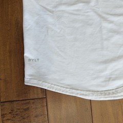 BYLT Premium LUX Basics Drop Cut Scalloped White Crew Neck Tee Size M
