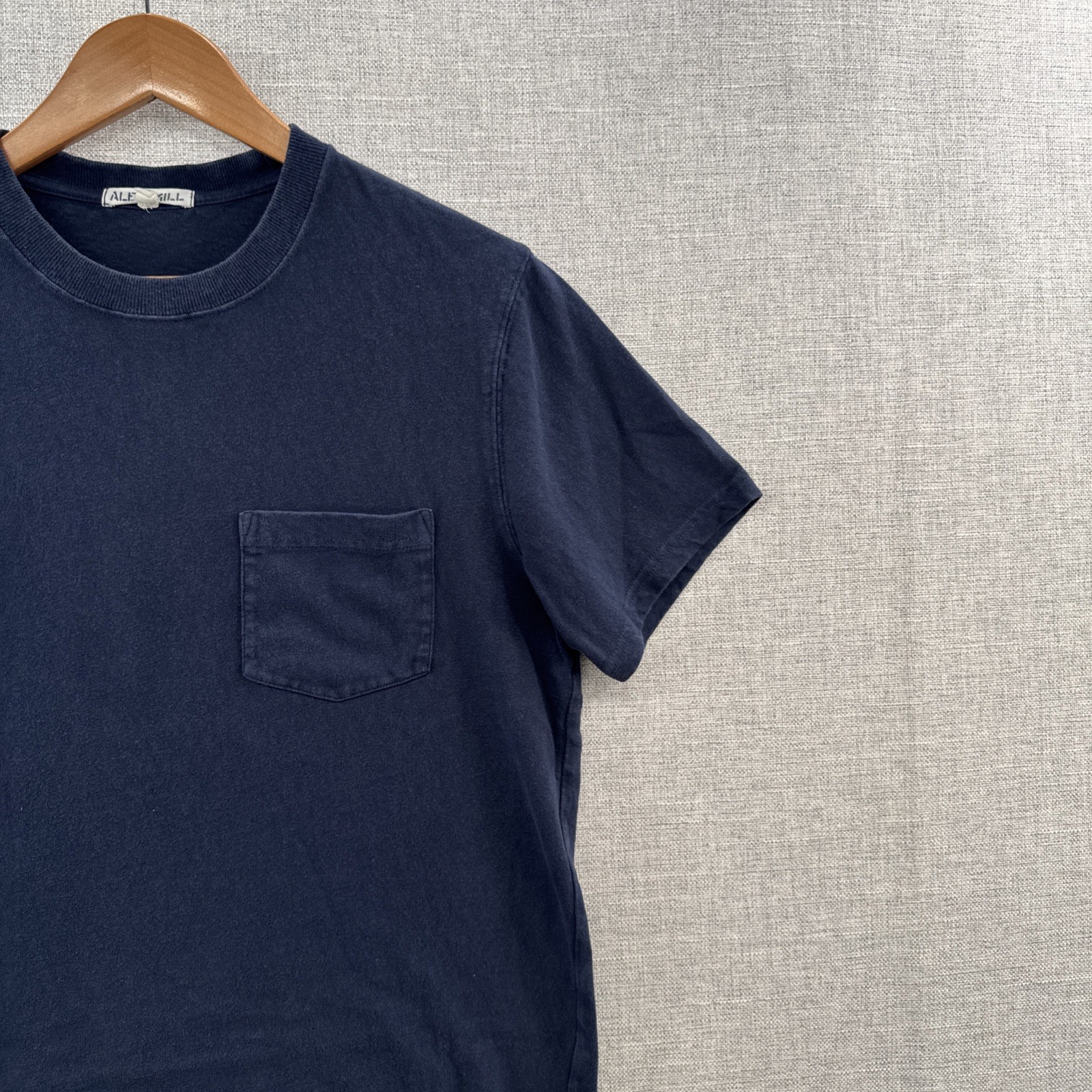 Alex Mill T Shirt Mens Small Blue Navy Pocket Short Sleeve Minimalist Adult gallery
