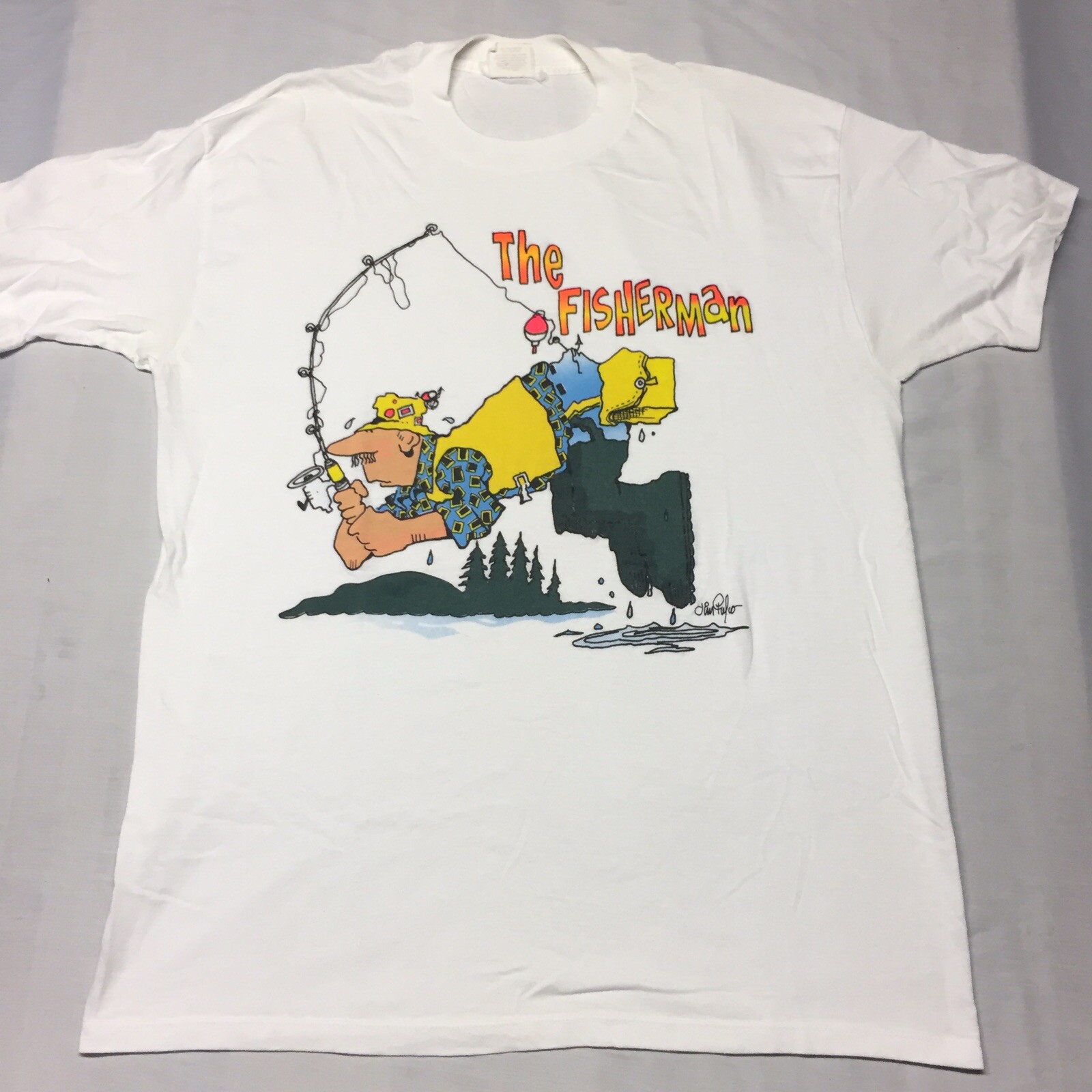 Vintage White XL The Fisherman T-Shirt Cartoon Boat Big Game Lake Bass Fishing gallery