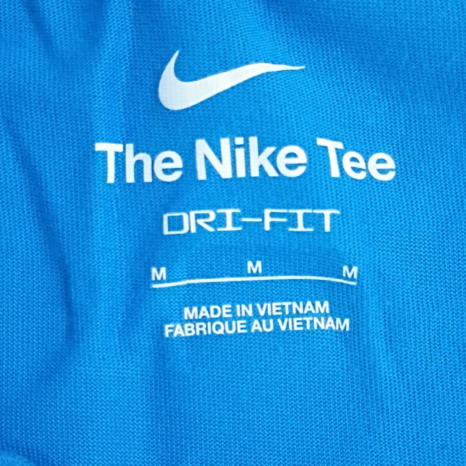 Nike Dri-FIT The Nike Tee Men’s M Blue Graphic Print T-Shirt gallery