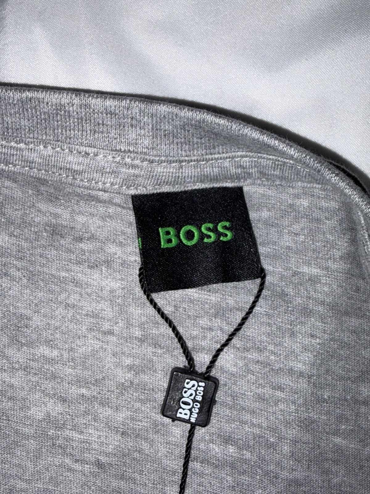 Hugo Boss Men’s Gray Short Sleeve Black Velvet Crew Neck Tee Shirt Sz L NWT gallery