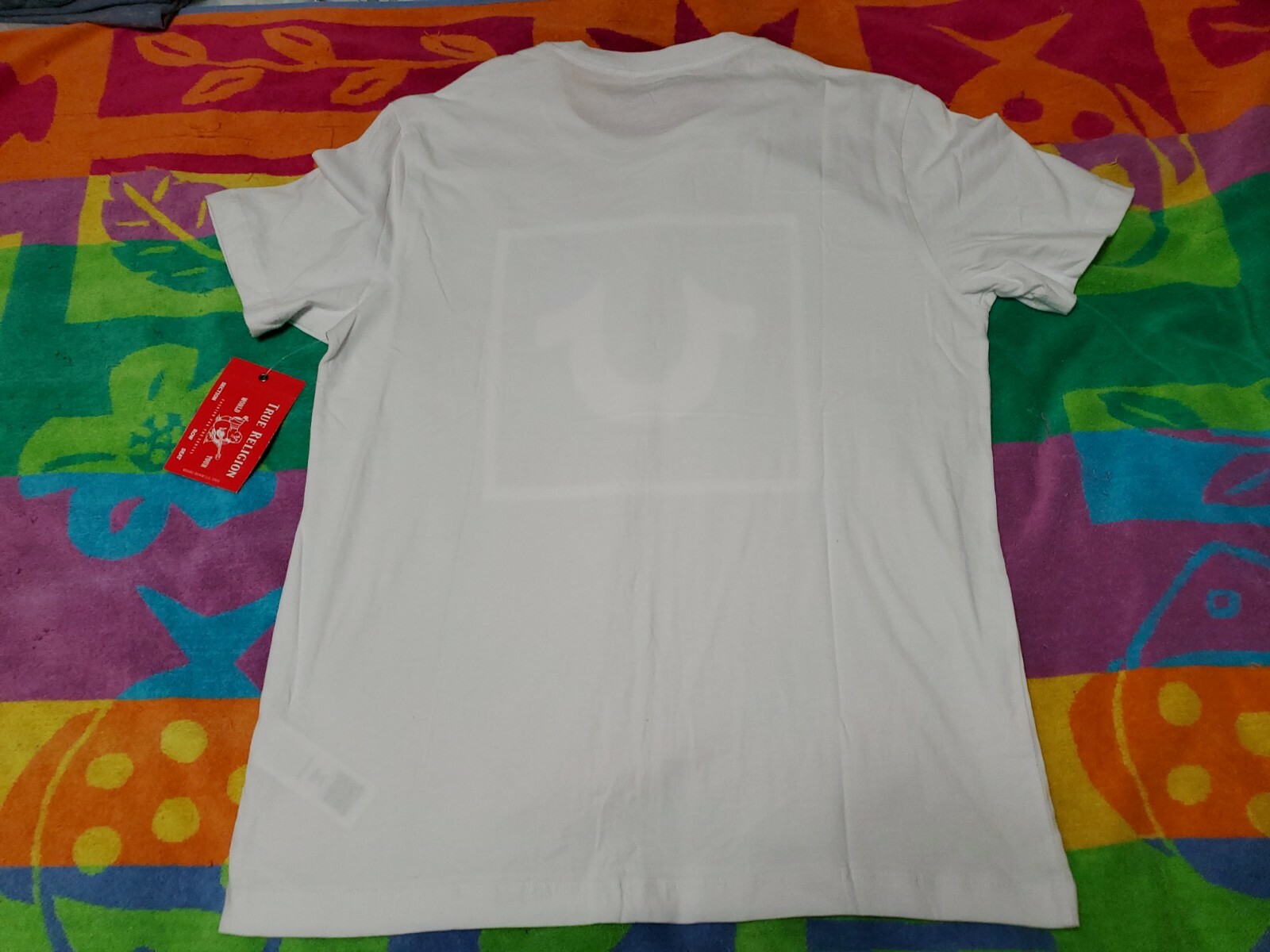 NEW True Religion White Rainbow/Pride Color Horseshoe Logo Tshirt SZ Large gallery