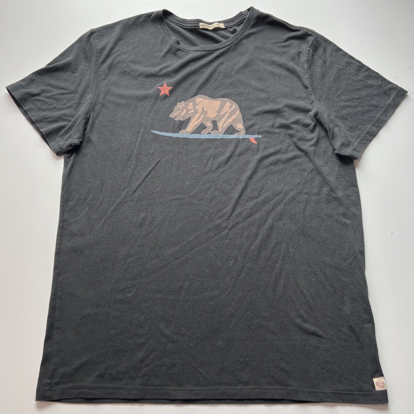 Marine Layer Re-Spun T Shirt Men's Large Black California Surfing Bear Graphic gallery