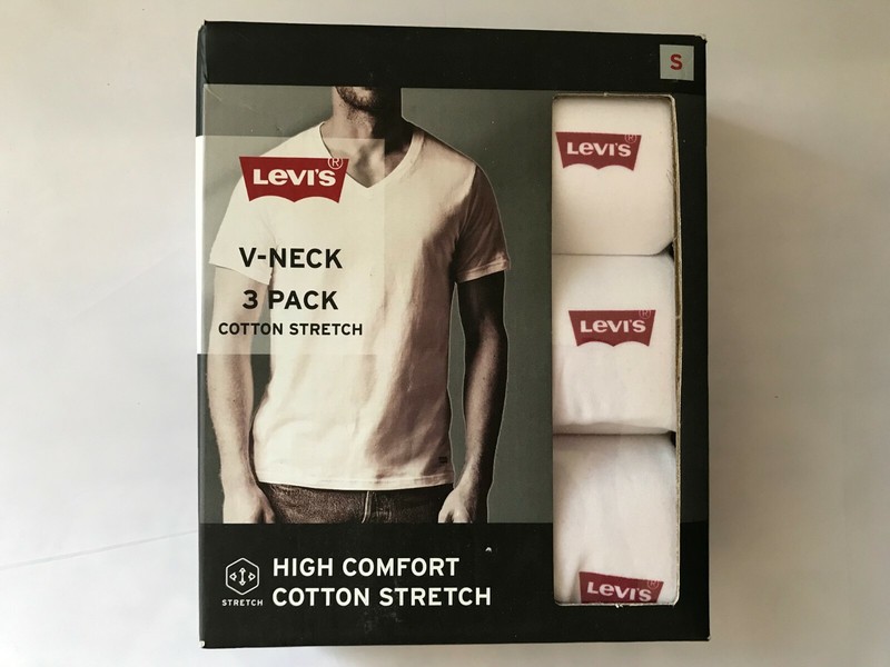 Levi’s 3-Pack Men’s “S” High Comfort Cotton Stretch V-Neck T-Shirt Whit Logo NIB
