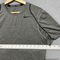 Nike Pro Shirt Men Small Gray Short Sleeve Stretch Fitted Dri-Fit