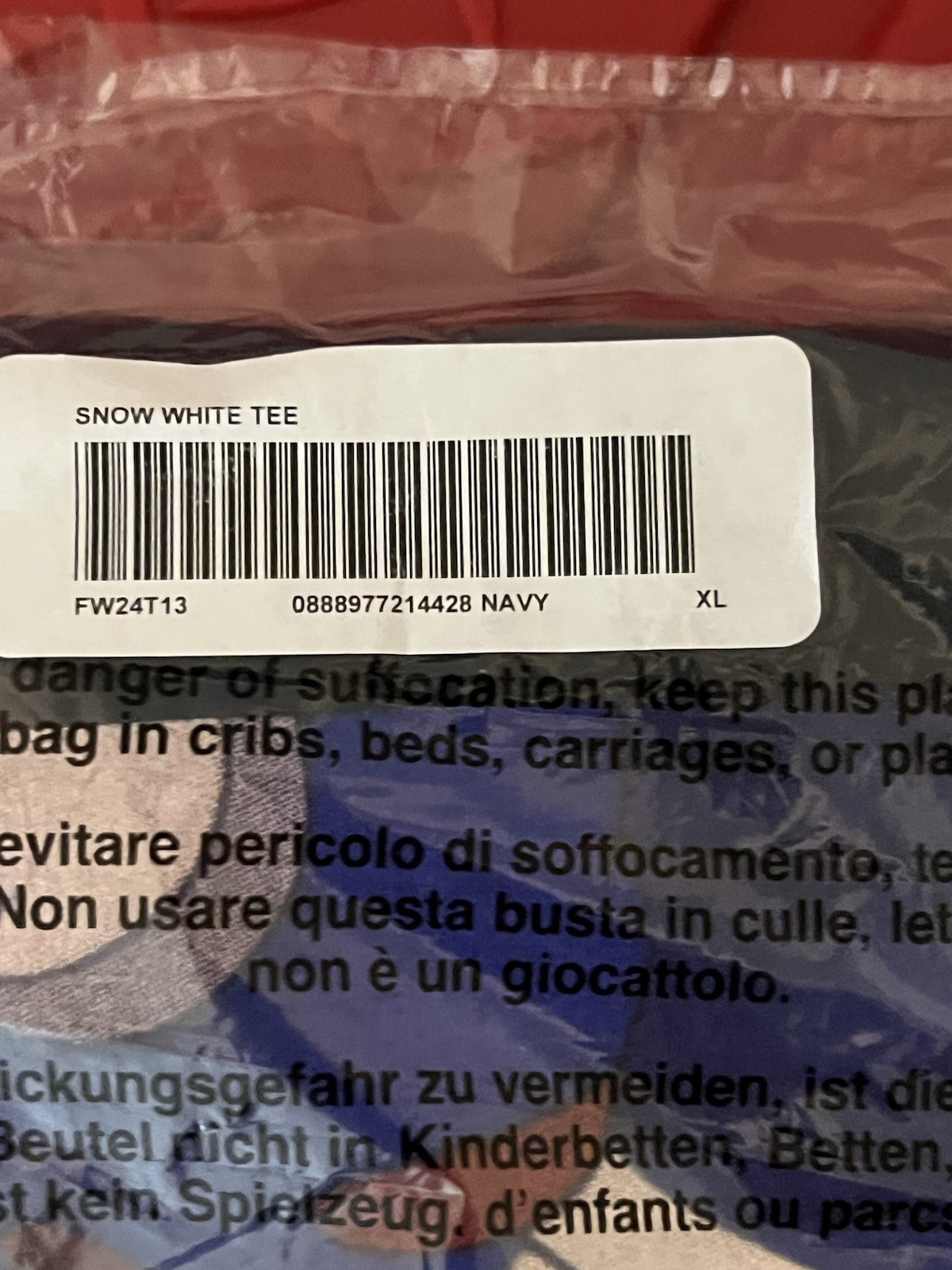 Supreme Snow White T-shirt Navy XL Brand New gallery