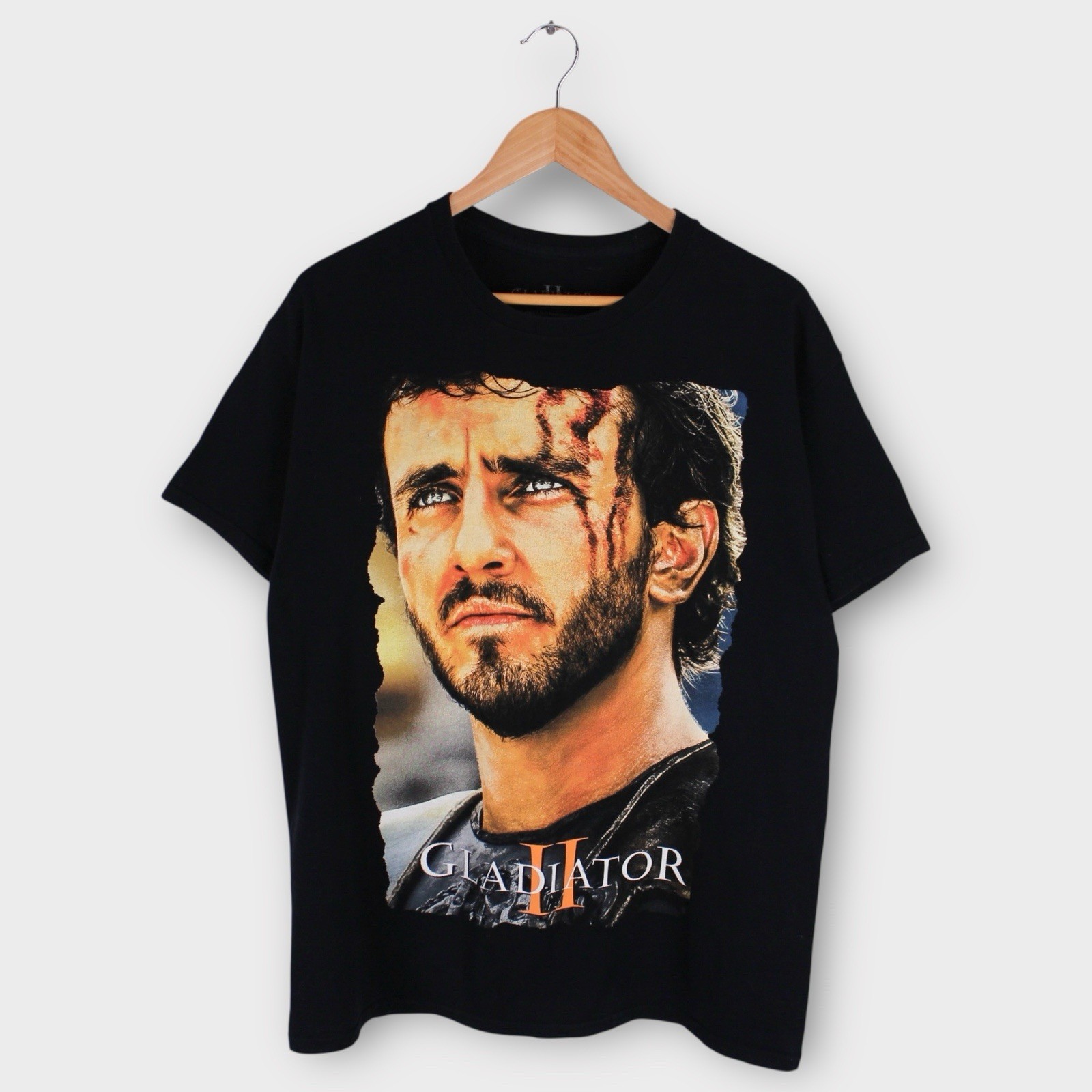 Gladiator II Movie T-Shirt Hot Topic Black Cotton Size Large gallery